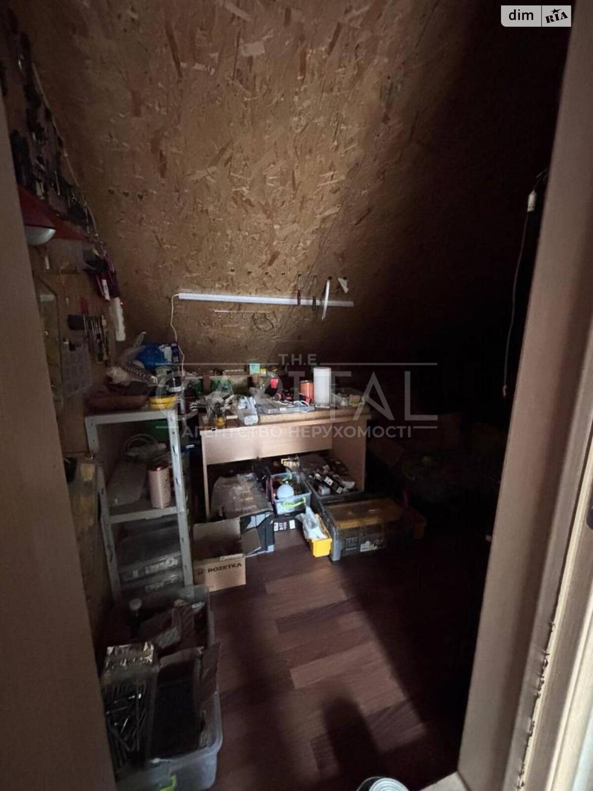двухэтажный дом с гаражом, 240 кв. м, кирпич. Сдается помесячно в Киеве, в районе Берковец фото 1 двухэтажный дом с гаражом, 240 кв. м, кирпич. Сдается помесячно в Киеве, в районе Берковец фото 1