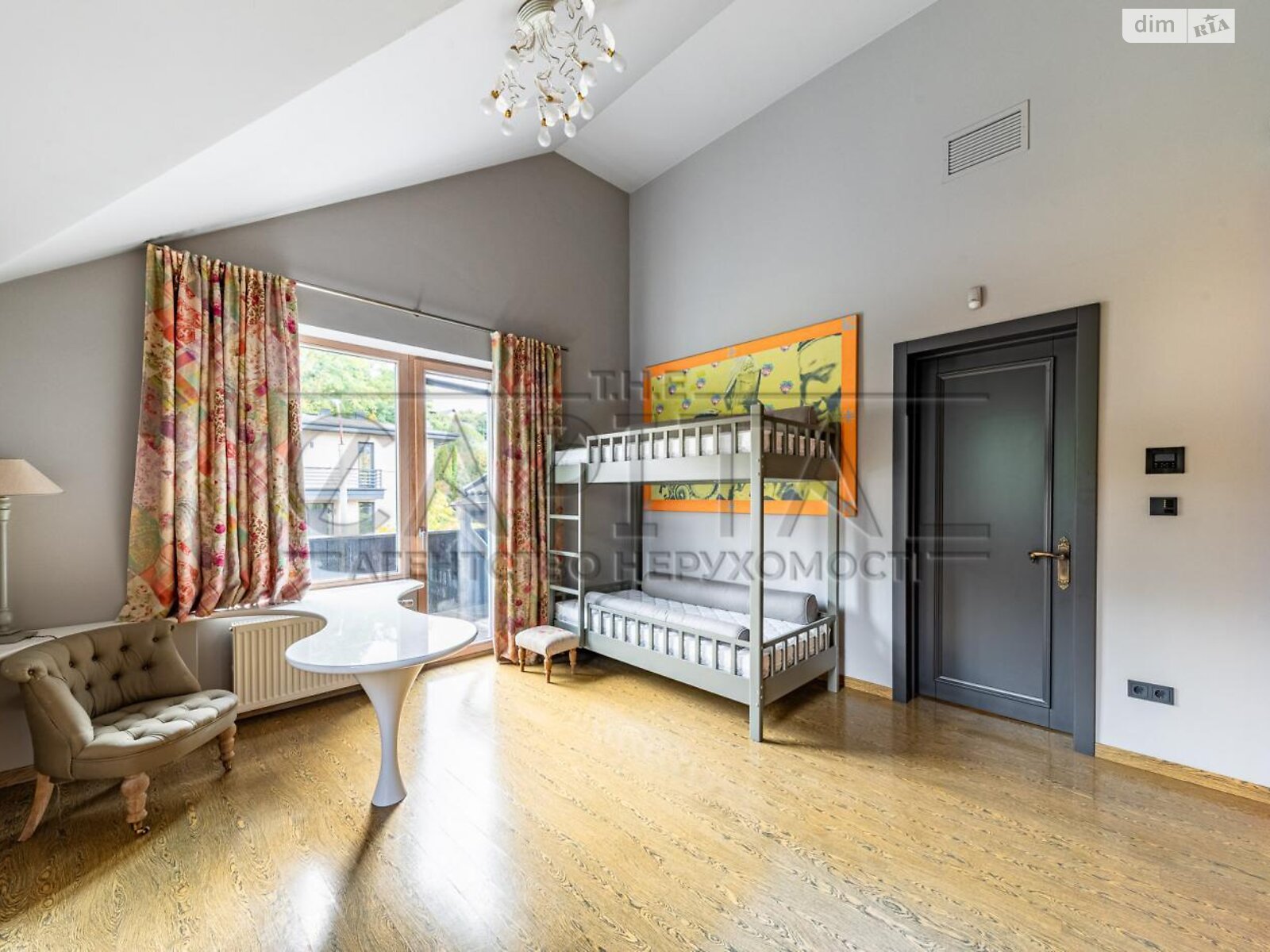 двухэтажный дом с верандой, 397 кв. м, кирпич. Сдается помесячно в Киеве фото 1