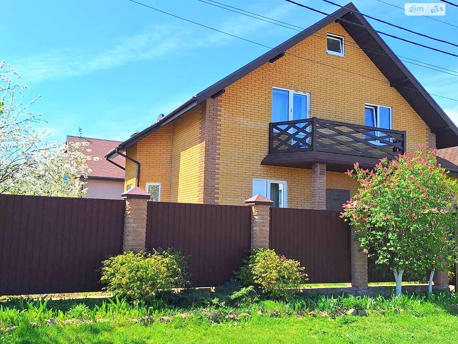 двухэтажный дом с гаражом, 200 кв. м, кирпич. Сдается помесячно в Киево-Святошинске фото 1