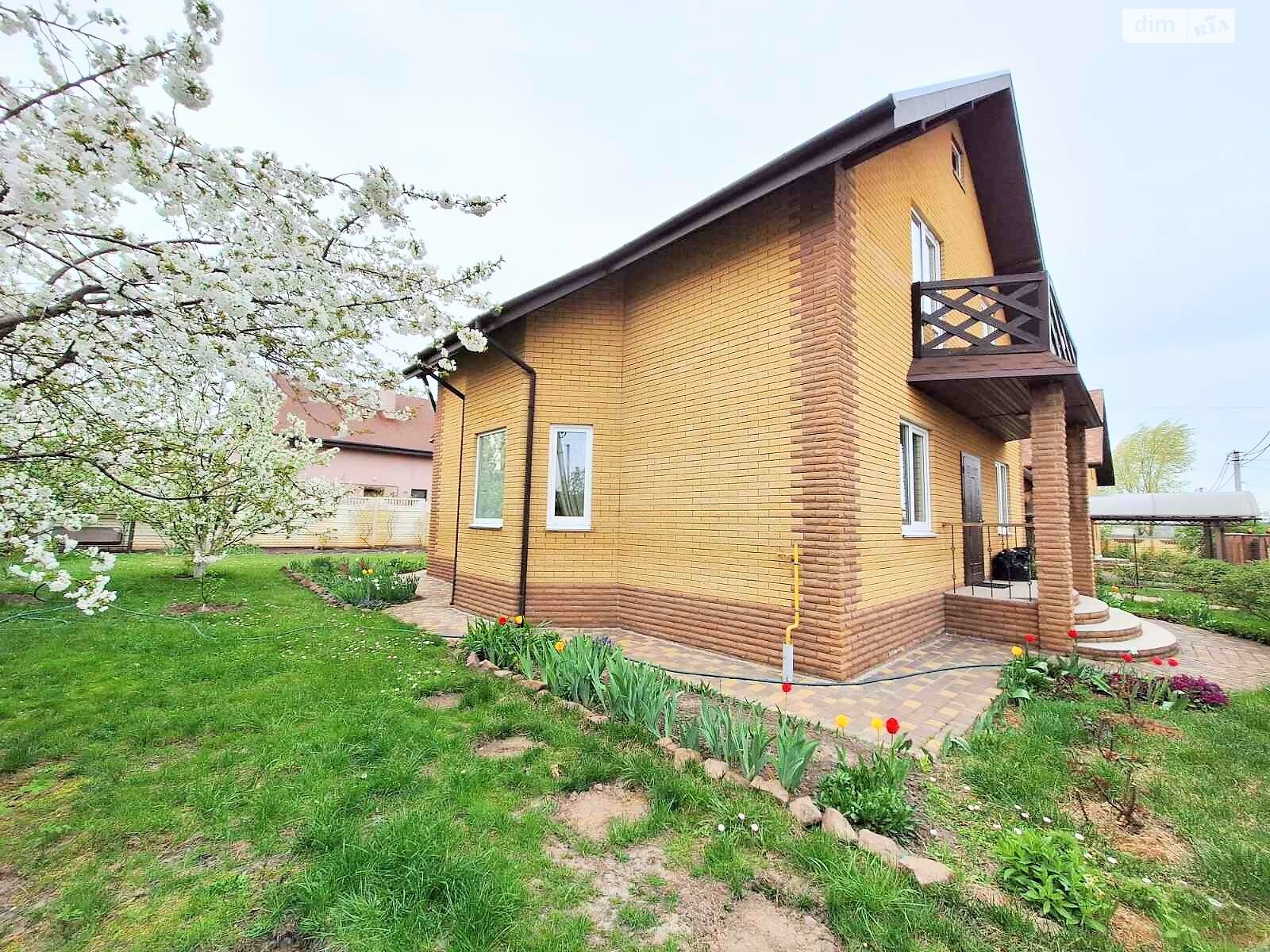 двухэтажный дом с гаражом, 200 кв. м, кирпич. Сдается помесячно в Киево-Святошинске фото 1