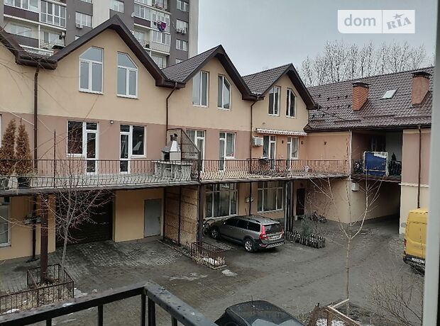 трехэтажный дом, 137 кв. м, кирпич. Сдается помесячно в село Вишневое, Киевская обл. фото 1 трехэтажный дом, 137 кв. м, кирпич. Сдается помесячно в село Вишневое, Киевская обл. фото 1