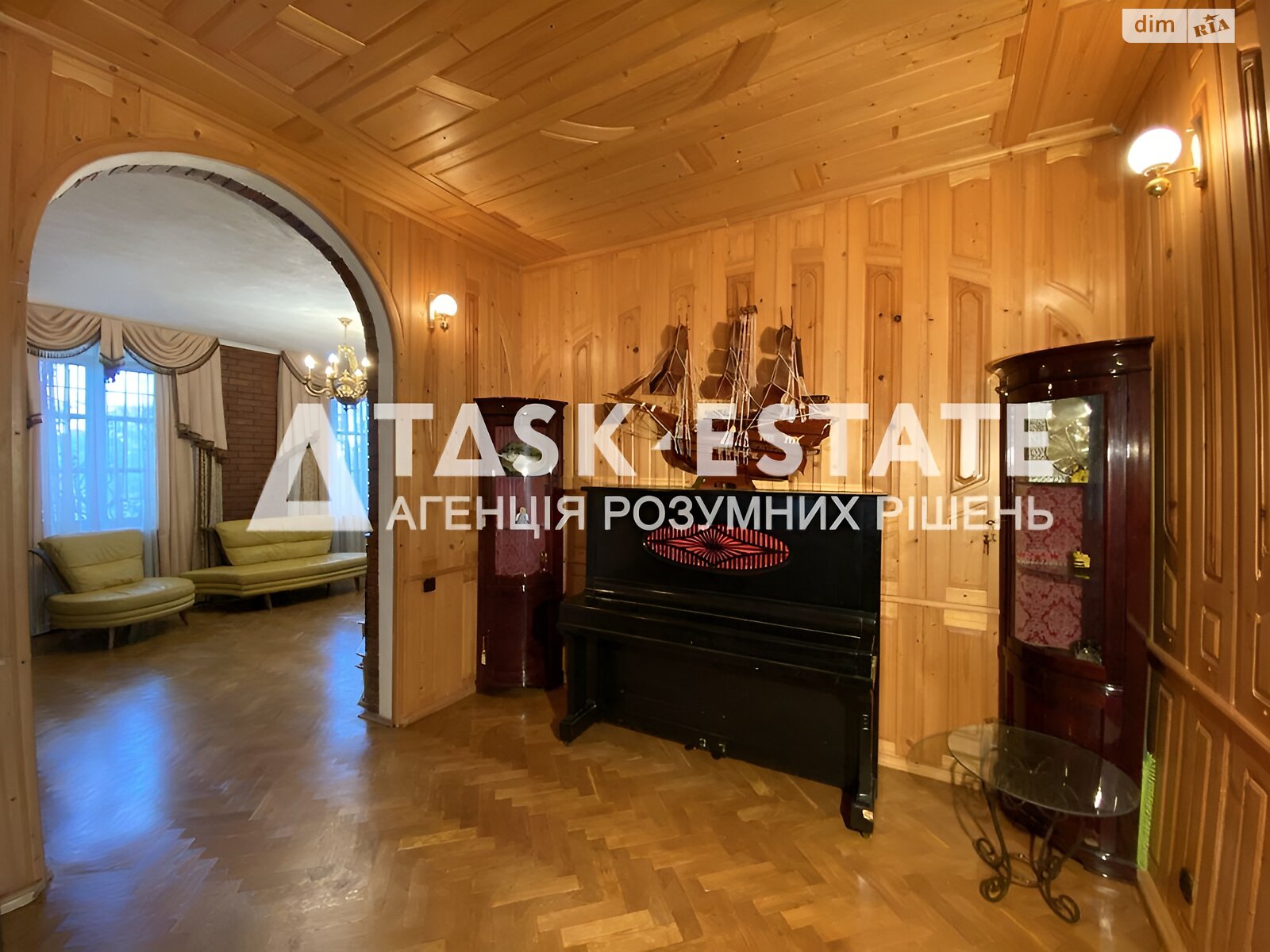 трехэтажный дом, 300 кв. м, кирпич. Сдается помесячно в Кийлове фото 1 трехэтажный дом, 300 кв. м, кирпич. Сдается помесячно в Кийлове фото 1