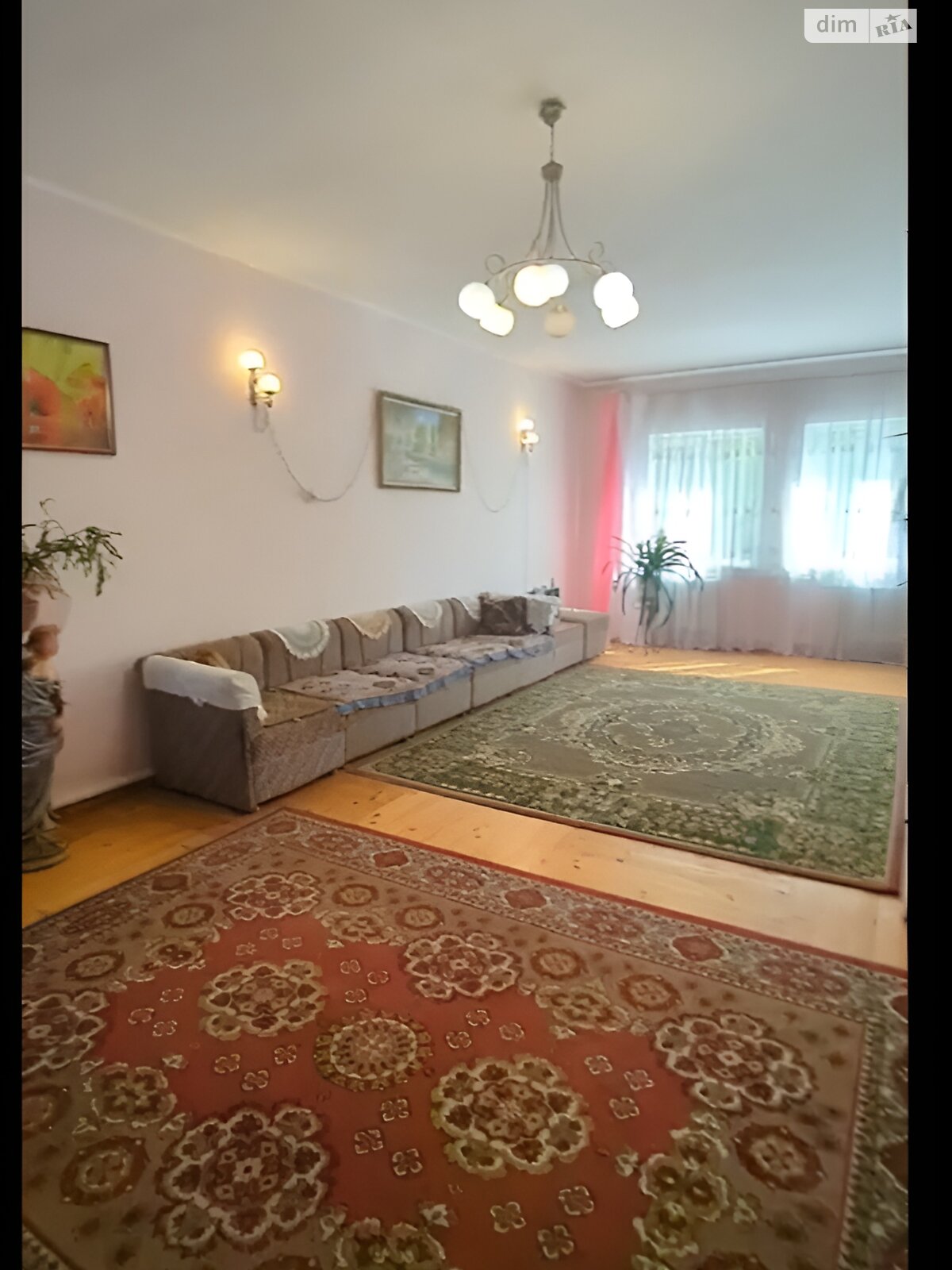 двоповерховий будинок, 250 кв. м, цегла. Здається помісячно в Клузові фото 1 двоповерховий будинок, 250 кв. м, цегла. Здається помісячно в Клузові фото 1