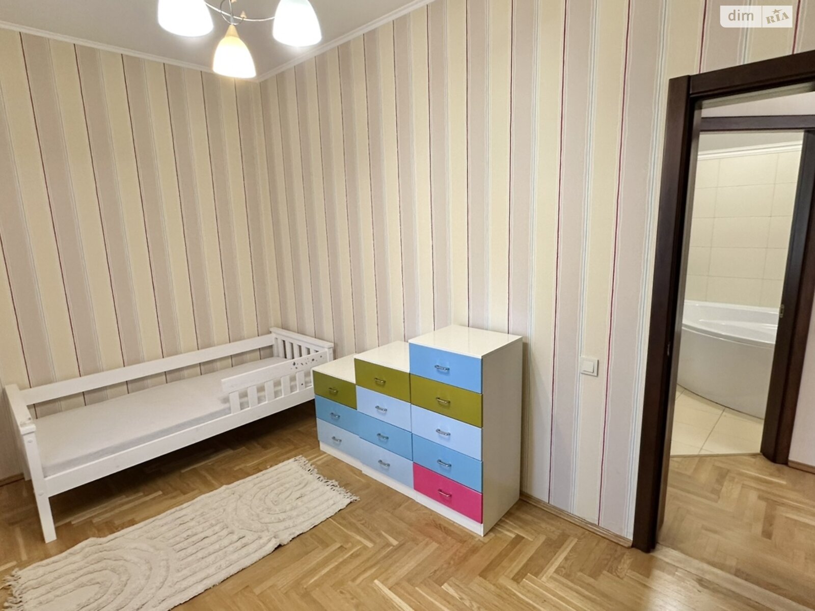 двоповерховий будинок з верандою, 115 кв. м, цегла. Здається помісячно в Конча-Заспі, в районі Конча-Заспа фото 1 двопроверховий будинок з верандою, 115 кв. м, цегла. Здається помісячно в Конча-Заспі, в районі Конча-Заспа фото 1