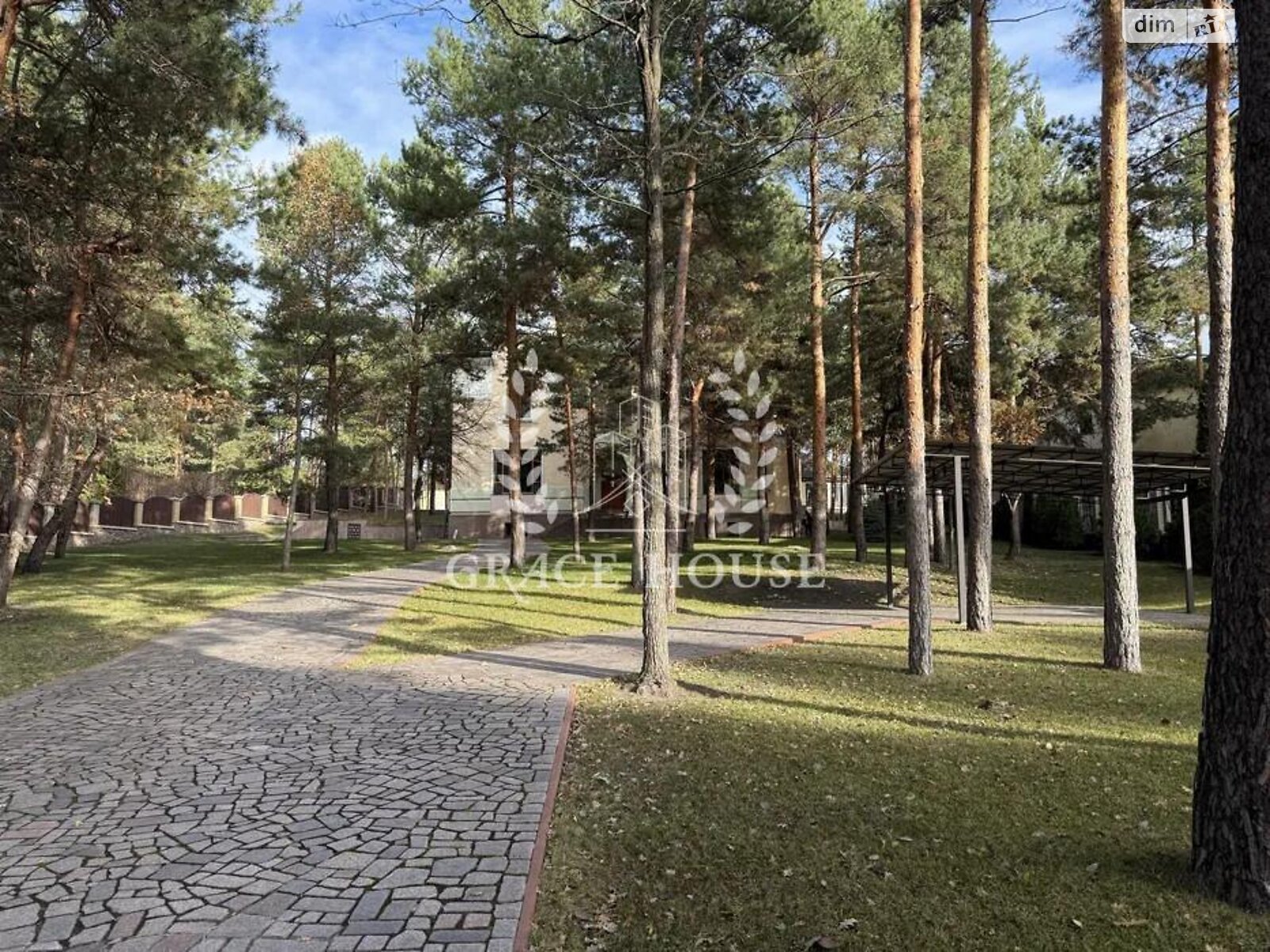 чотириповерховий будинок, 800 кв. м, цегла. Здається помісячно в Козині фото 1 чотириповерховий будинок, 800 кв. м, цегла. Здається помісячно в Козині фото 1
