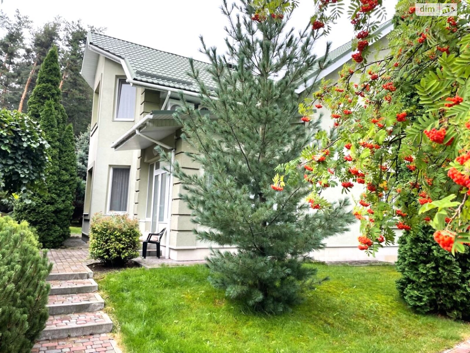 двоповерховий будинок з гаражем, 340 кв. м, цегла. Здається помісячно в Козині фото 1