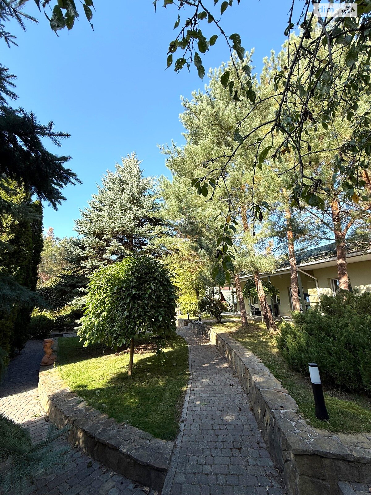 двоповерховий будинок з гаражем, 340 кв. м, цегла. Здається помісячно в Козині фото 1