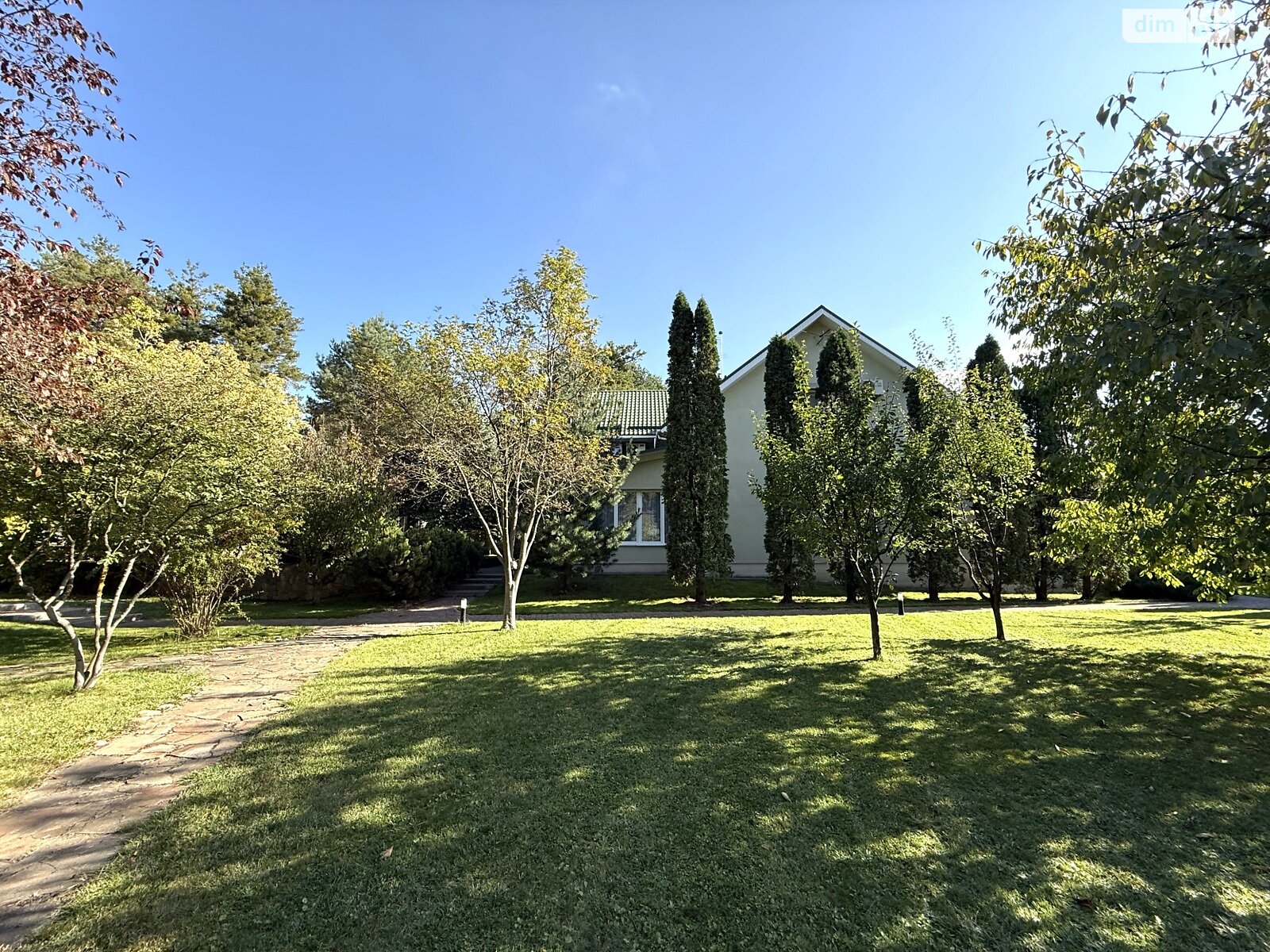 двоповерховий будинок з гаражем, 340 кв. м, цегла. Здається помісячно в Козині фото 1