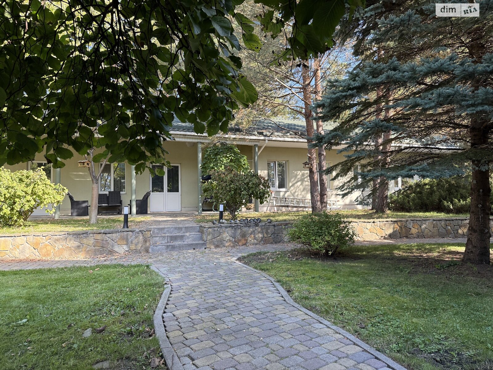 двоповерховий будинок з гаражем, 340 кв. м, цегла. Здається помісячно в Козині фото 1