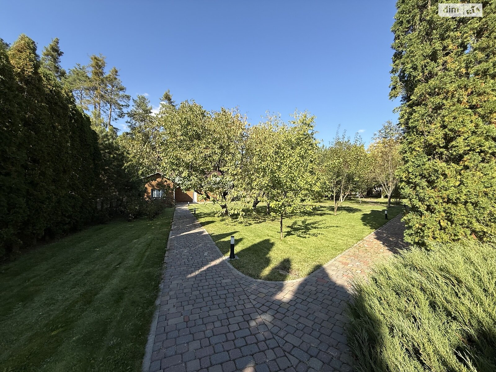 двоповерховий будинок з гаражем, 340 кв. м, цегла. Здається помісячно в Козині фото 1