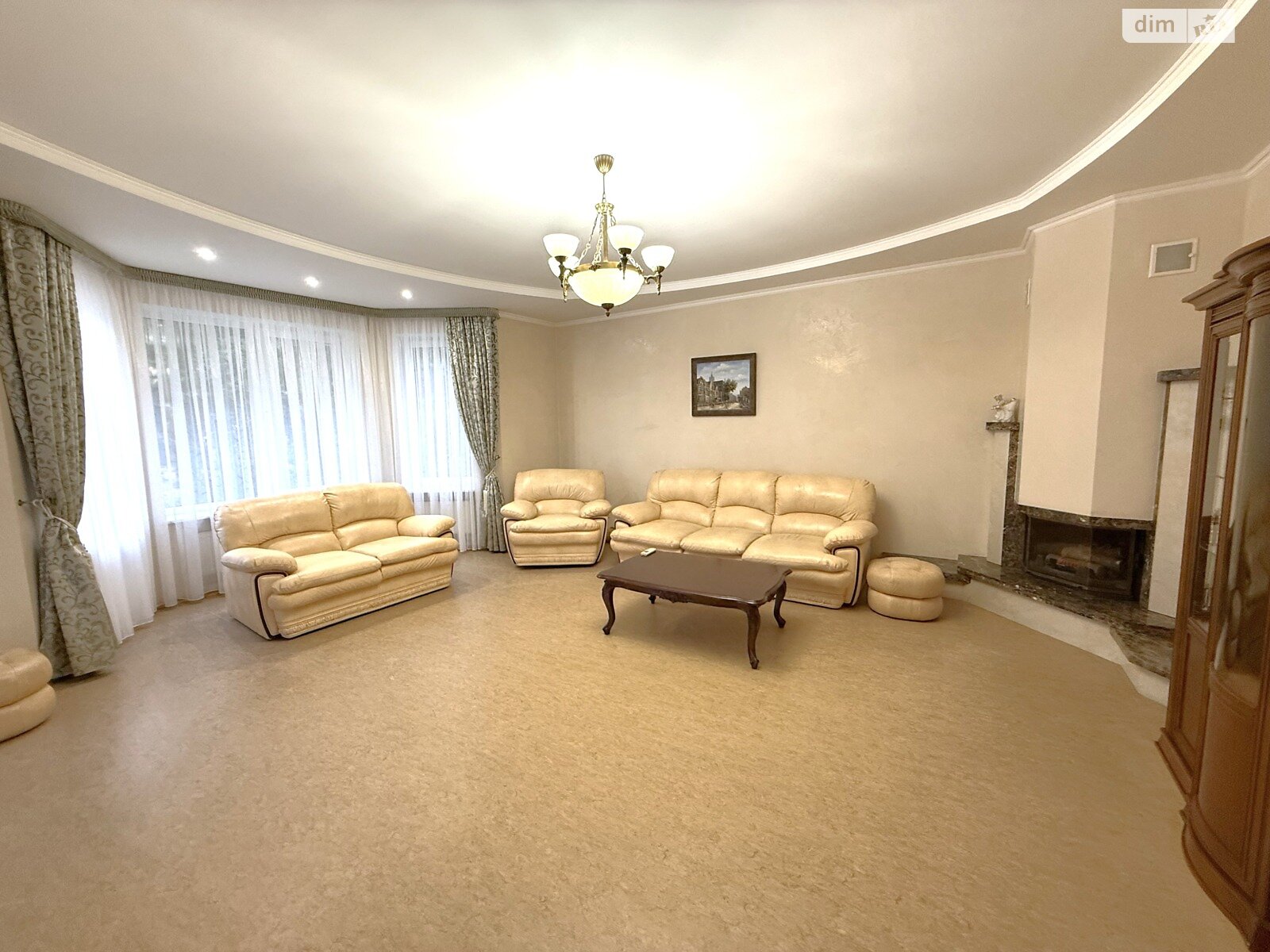 двоповерховий будинок з гаражем, 340 кв. м, цегла. Здається помісячно в Козині фото 1