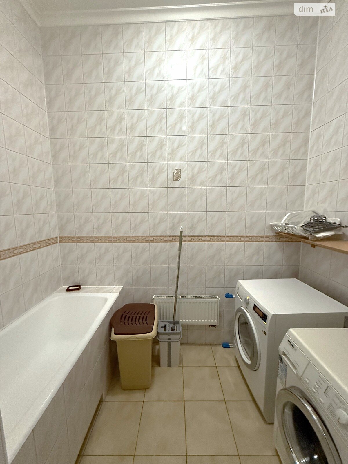 двоповерховий будинок з гаражем, 340 кв. м, цегла. Здається помісячно в Козині фото 1