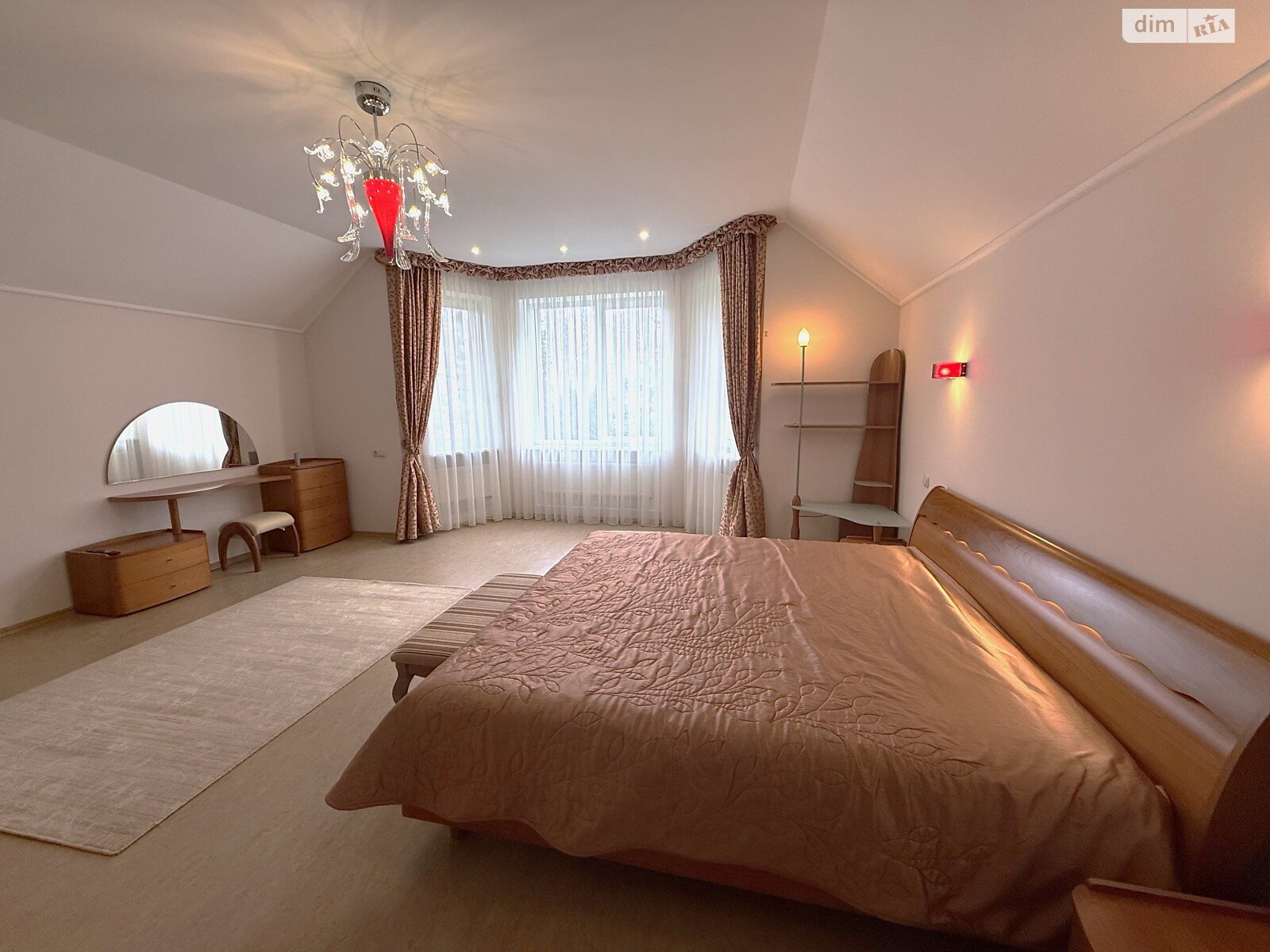 двоповерховий будинок з гаражем, 340 кв. м, цегла. Здається помісячно в Козині фото 1