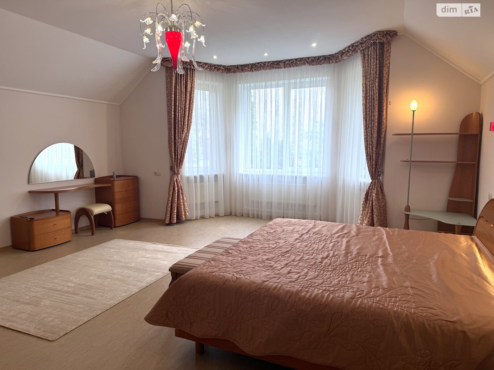 двоповерховий будинок з гаражем, 340 кв. м, цегла. Здається помісячно в Козині фото 1