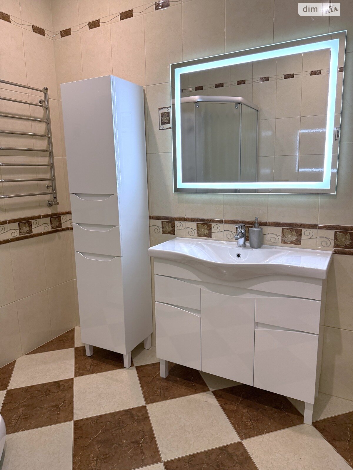 двоповерховий будинок з гаражем, 340 кв. м, цегла. Здається помісячно в Козині фото 1