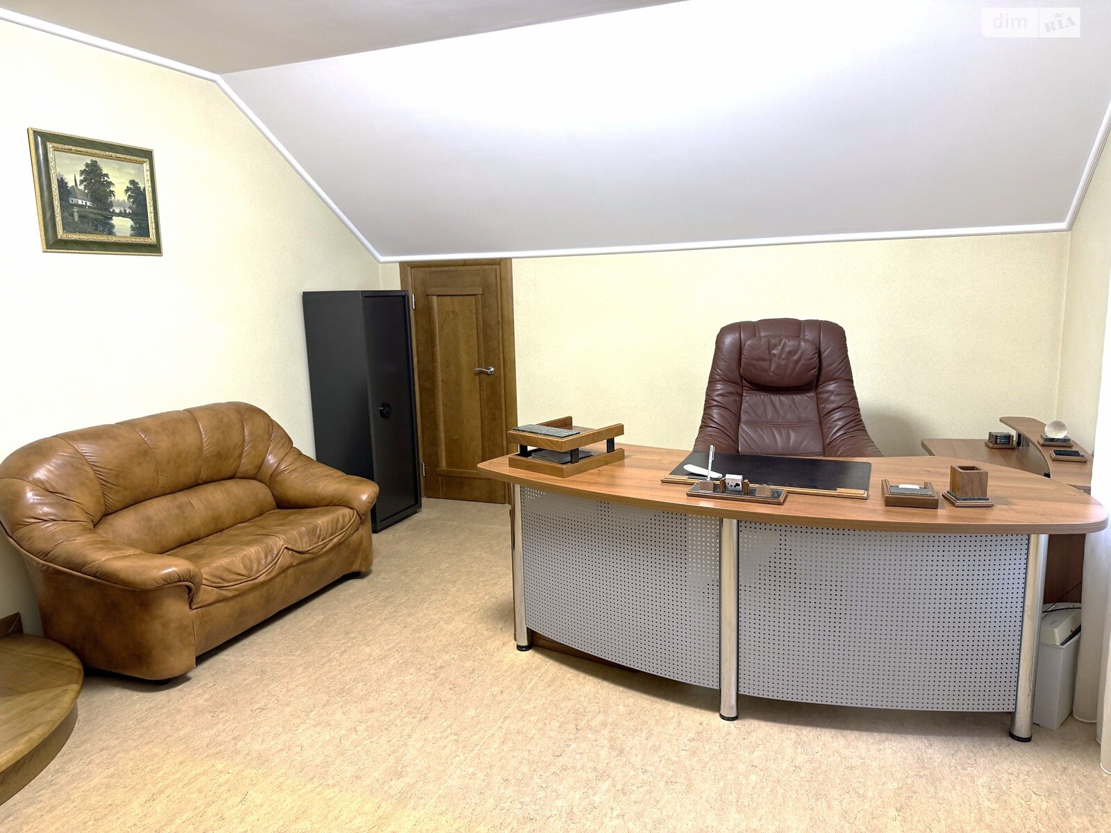 двоповерховий будинок з гаражем, 340 кв. м, цегла. Здається помісячно в Козині фото 1