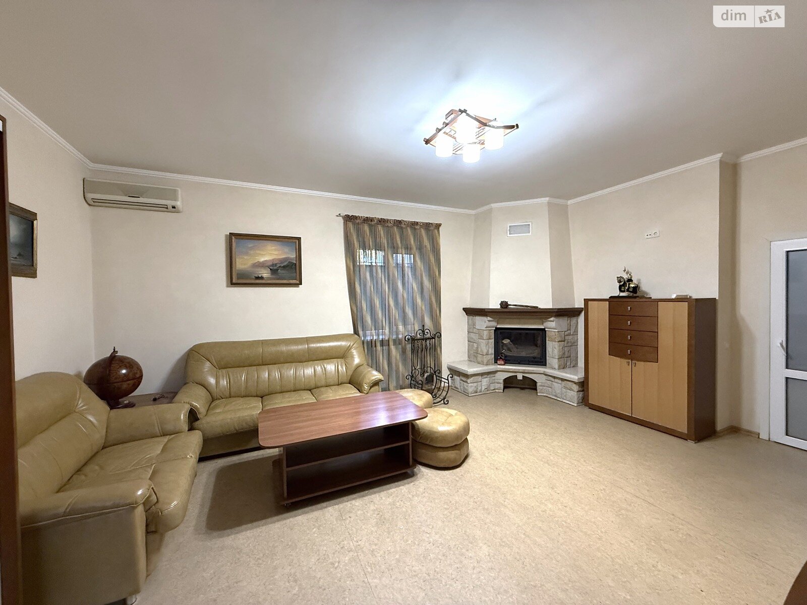 двоповерховий будинок з гаражем, 340 кв. м, цегла. Здається помісячно в Козині фото 1