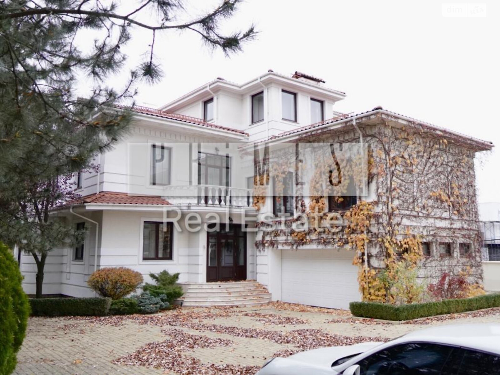 трехэтажный дом, 700 кв. м, кирпич. Сдается помесячно в Козине фото 1