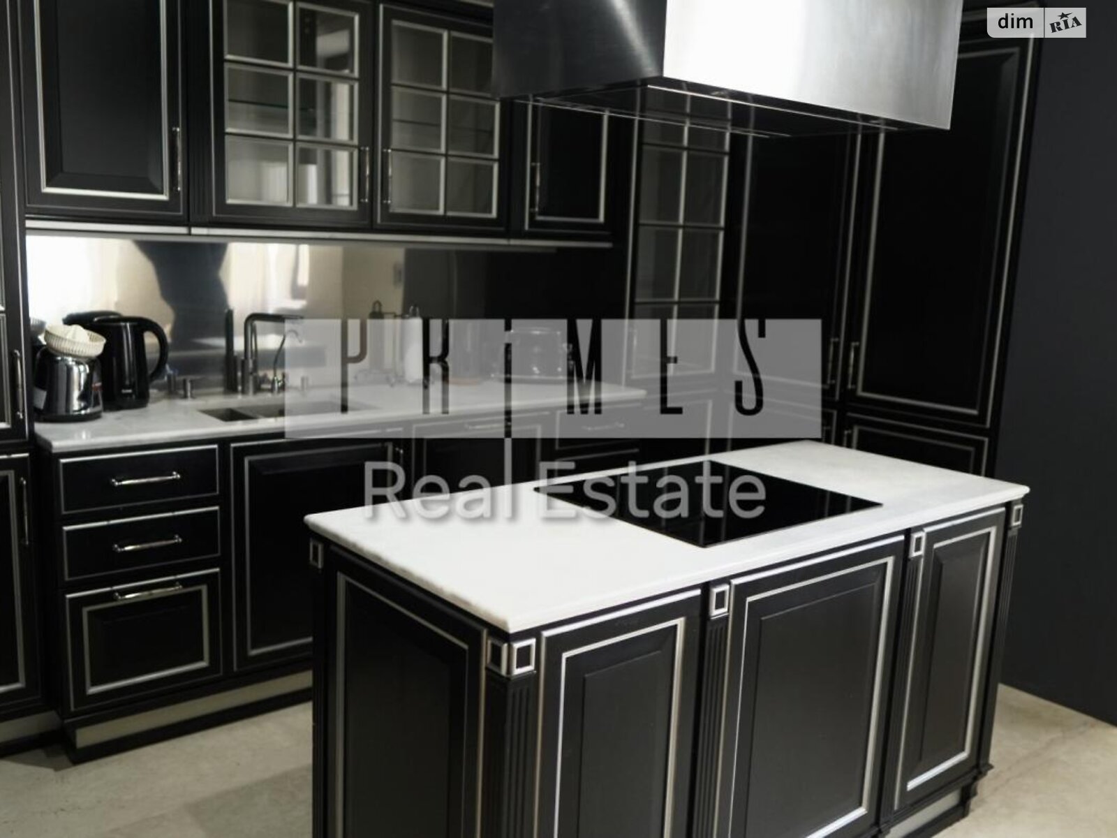 трехэтажный дом, 700 кв. м, кирпич. Сдается помесячно в Козине фото 1