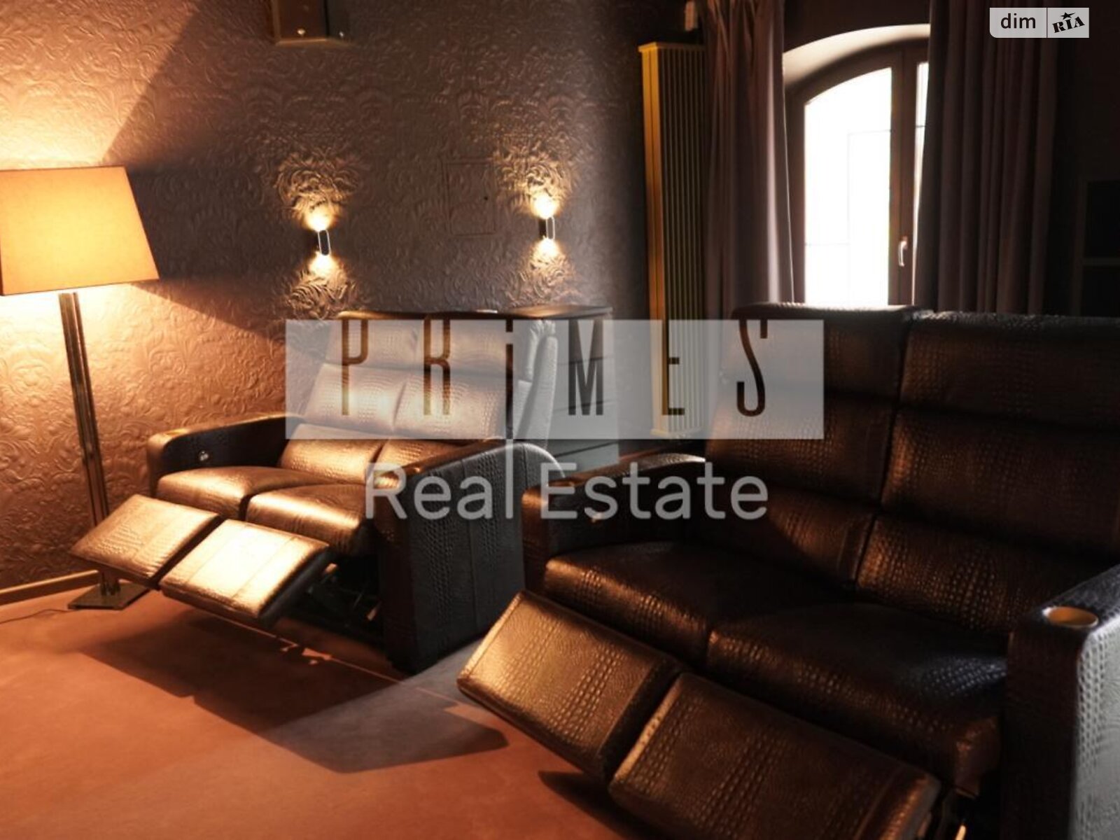 трехэтажный дом, 700 кв. м, кирпич. Сдается помесячно в Козине фото 1