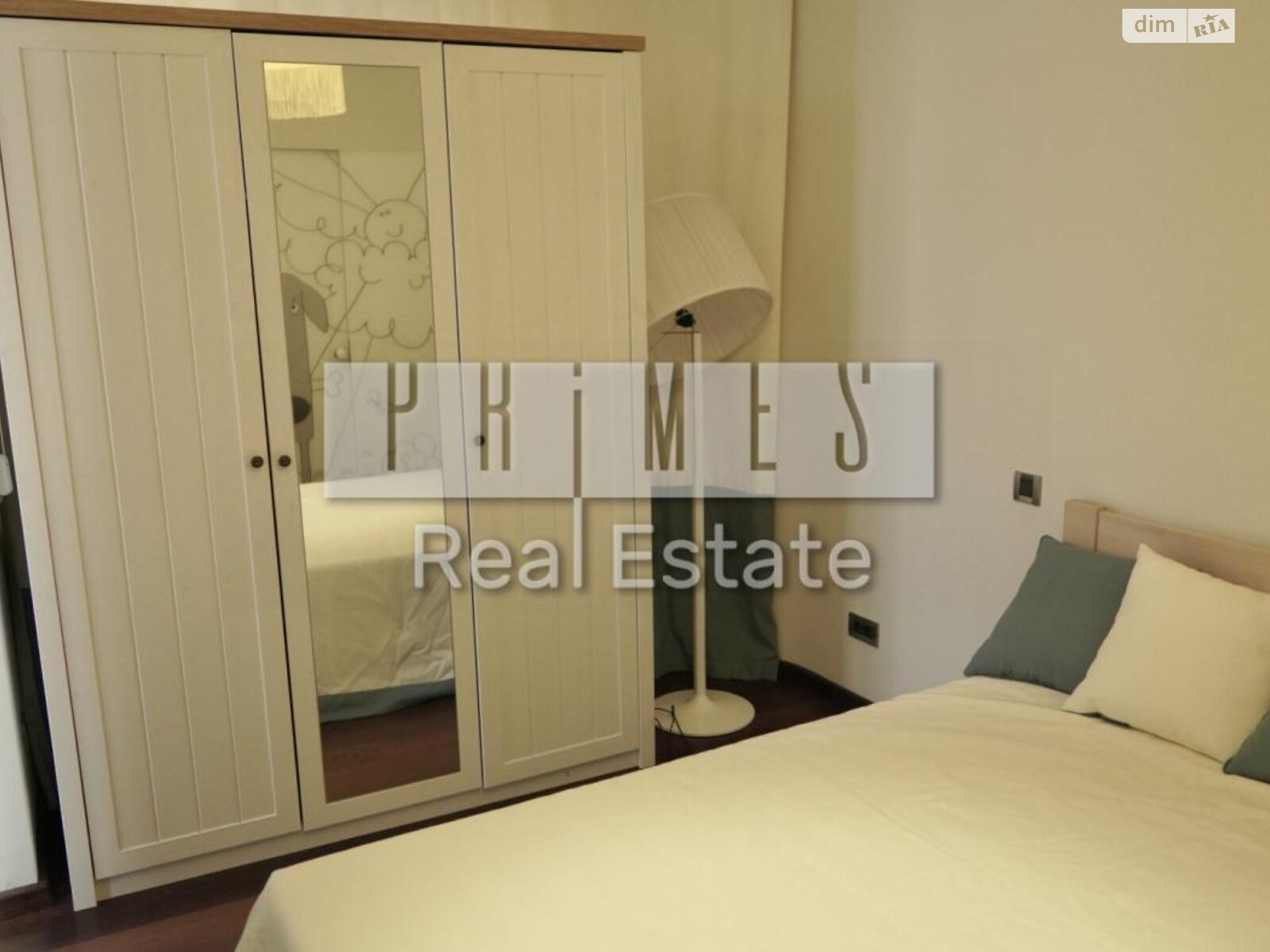 трехэтажный дом, 700 кв. м, кирпич. Сдается помесячно в Козине фото 1