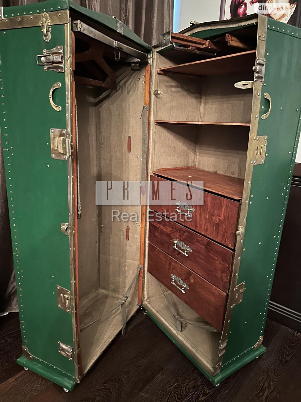 трехэтажный дом, 700 кв. м, кирпич. Сдается помесячно в Козине фото 1