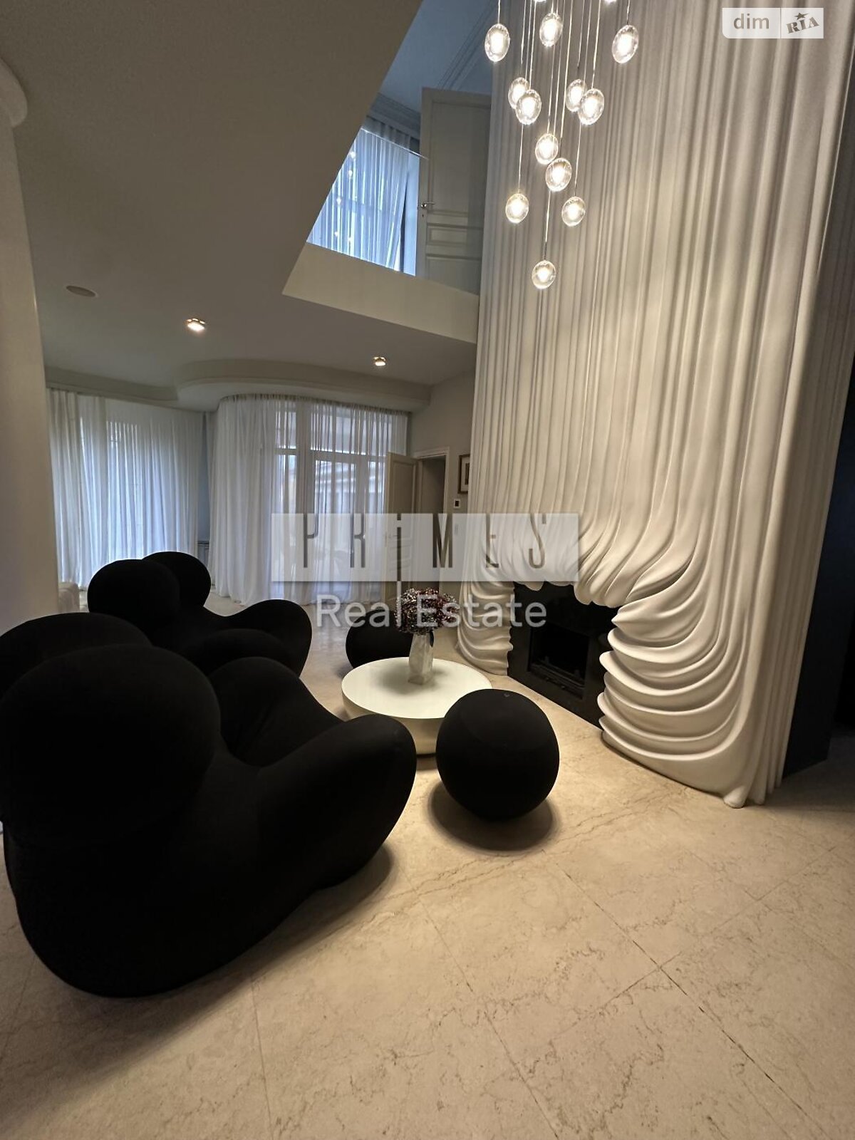 трехэтажный дом, 700 кв. м, кирпич. Сдается помесячно в Козине фото 1