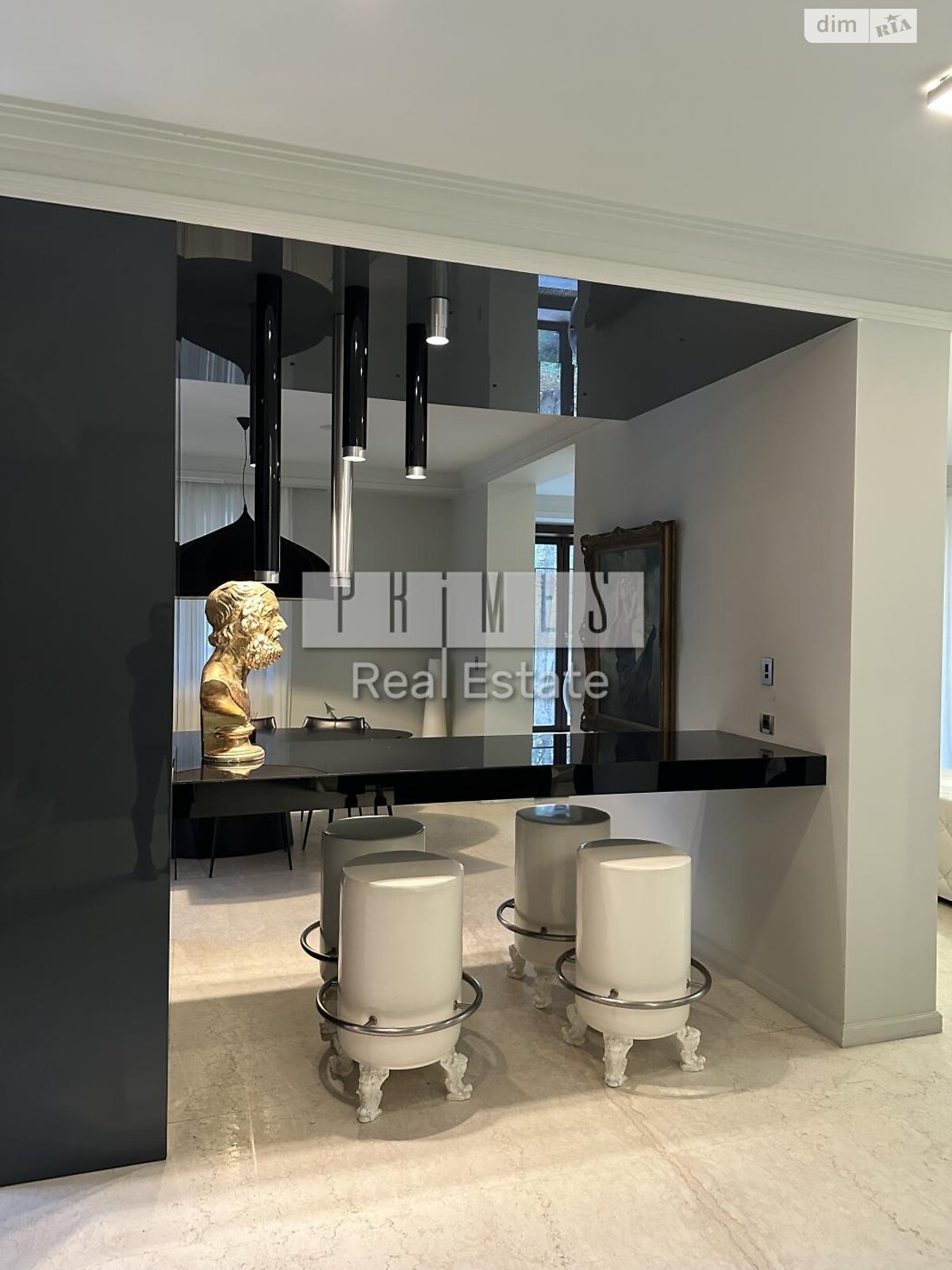 трехэтажный дом, 700 кв. м, кирпич. Сдается помесячно в Козине фото 1