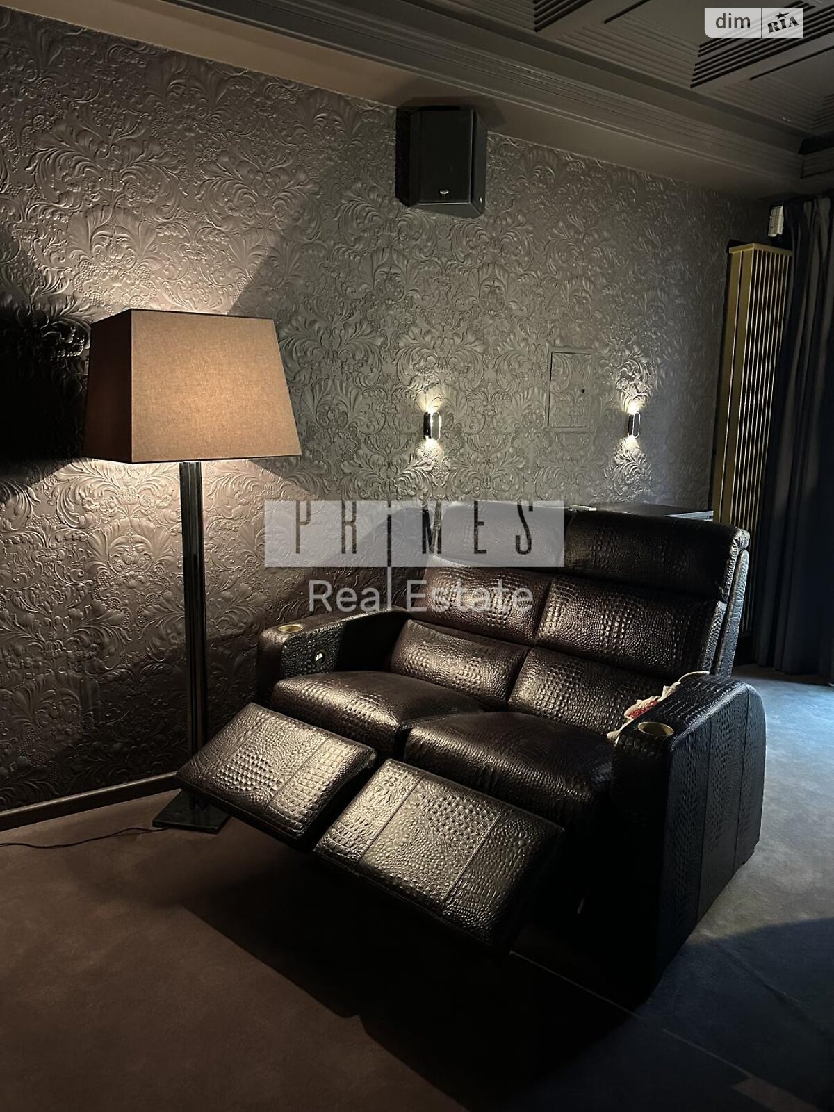 трехэтажный дом, 700 кв. м, кирпич. Сдается помесячно в Козине фото 1