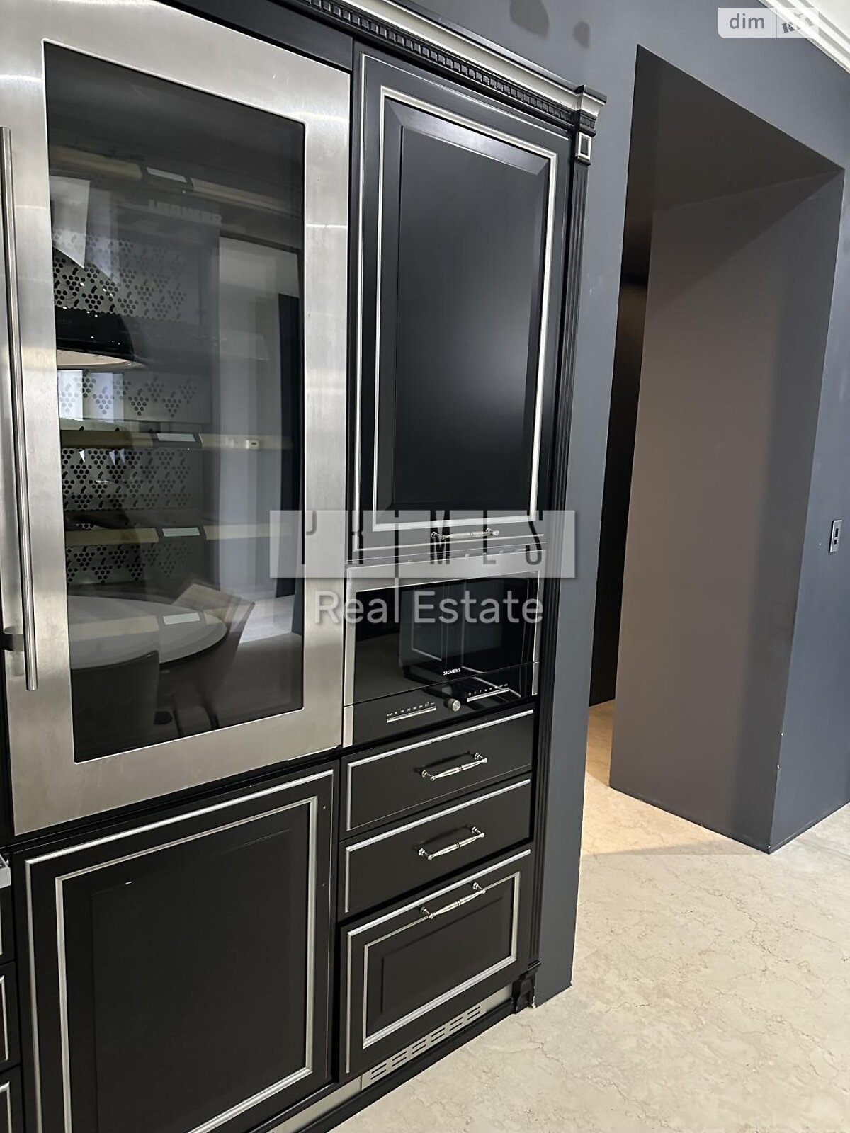 трехэтажный дом, 700 кв. м, кирпич. Сдается помесячно в Козине фото 1