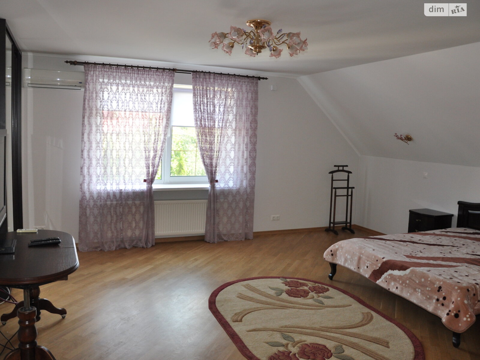 двоповерховий будинок з гаражем, 220 кв. м, піноблок. Здається помісячно в Козині фото 1 двоповерховий будинок з гаражем, 220 кв. м, піноблок. Здається помісячно в Козині фото 1