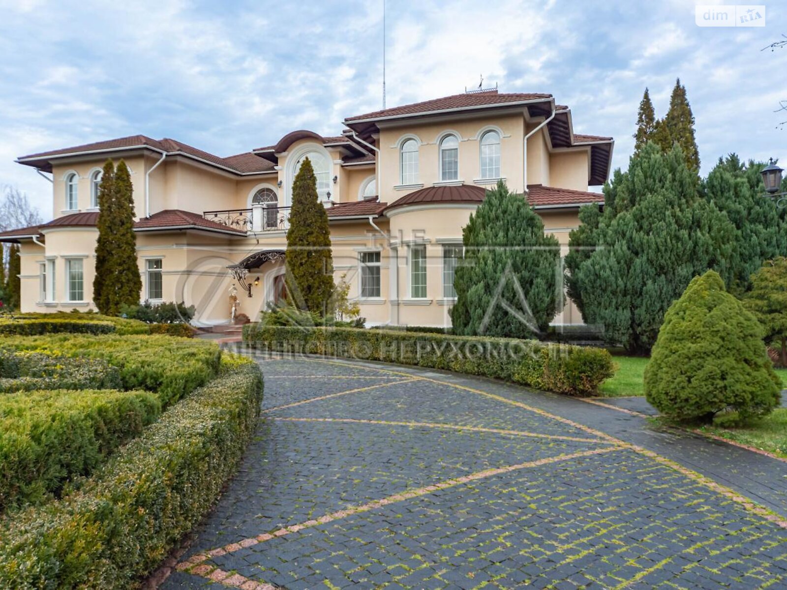 триповерховий будинок бесідка, 882.9 кв. м, цегла. Здається помісячно в Козині фото 1 триповерховий будинок бесідка, 882.9 кв. м, цегла. Здається помісячно в Козині фото 1