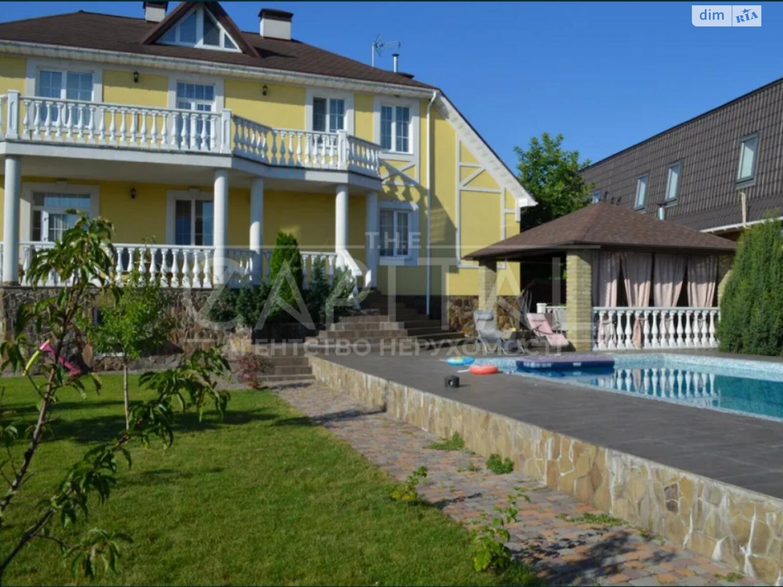 триповерховий будинок з гаражем, 550 кв. м, цегла. Здається помісячно в Козині фото 1 триповерховий будинок з гаражем, 550 кв. м, цегла. Здається помісячно в Козині фото 1