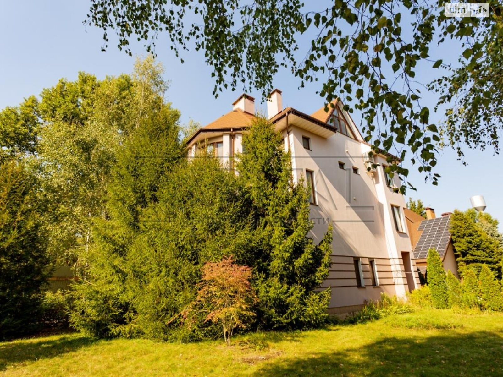 трехэтажный дом, 400 кв. м, кирпич. Сдается помесячно в Козине фото 1 трехэтажный дом, 400 кв. м, кирпич. Сдается помесячно в Козине фото 1