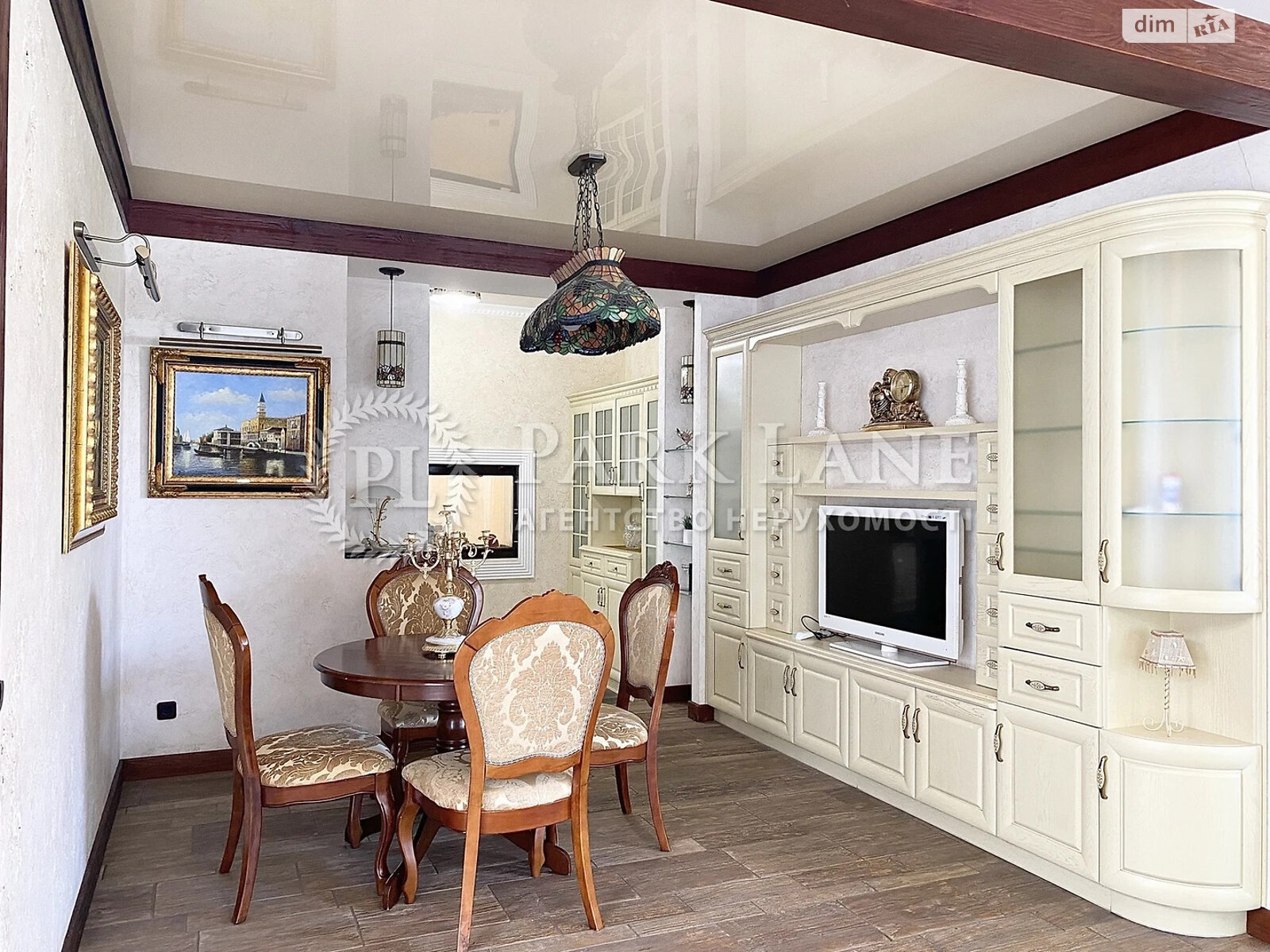 двоповерховий будинок з верандою, 1057.9 кв. м, цегла. Здається помісячно в Козині фото 1