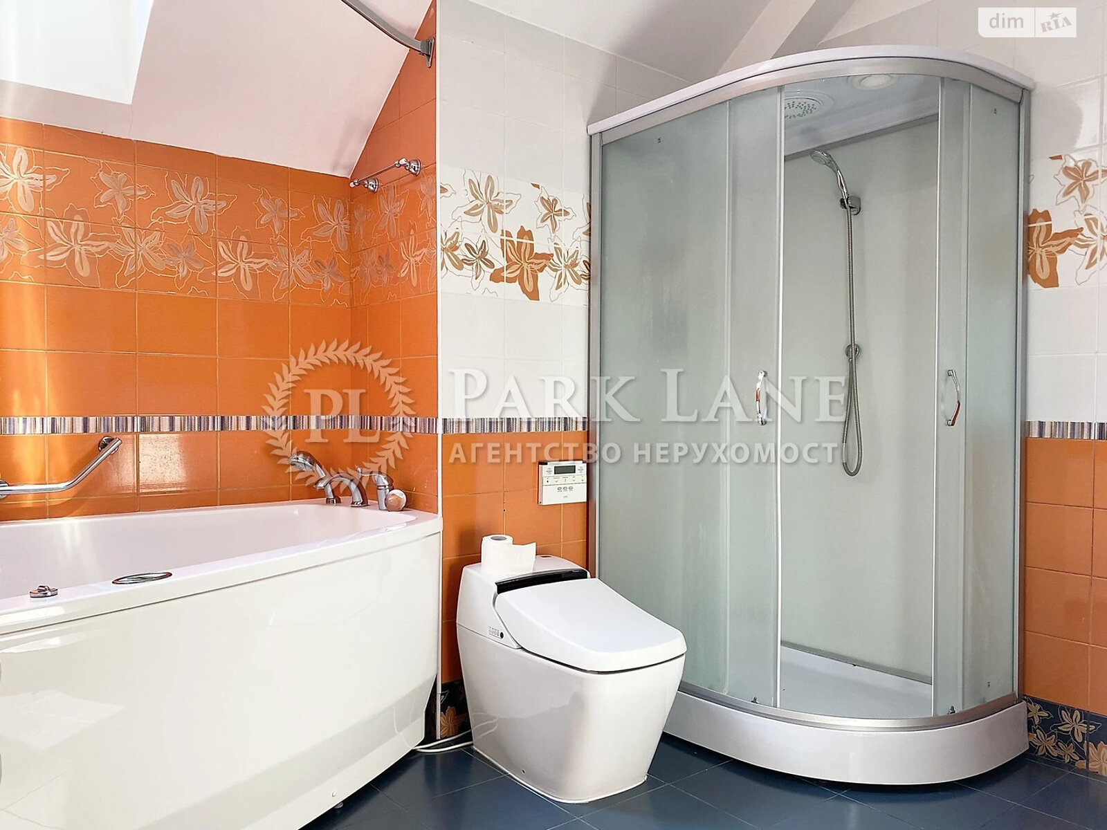 двоповерховий будинок з верандою, 1057.9 кв. м, цегла. Здається помісячно в Козині фото 1