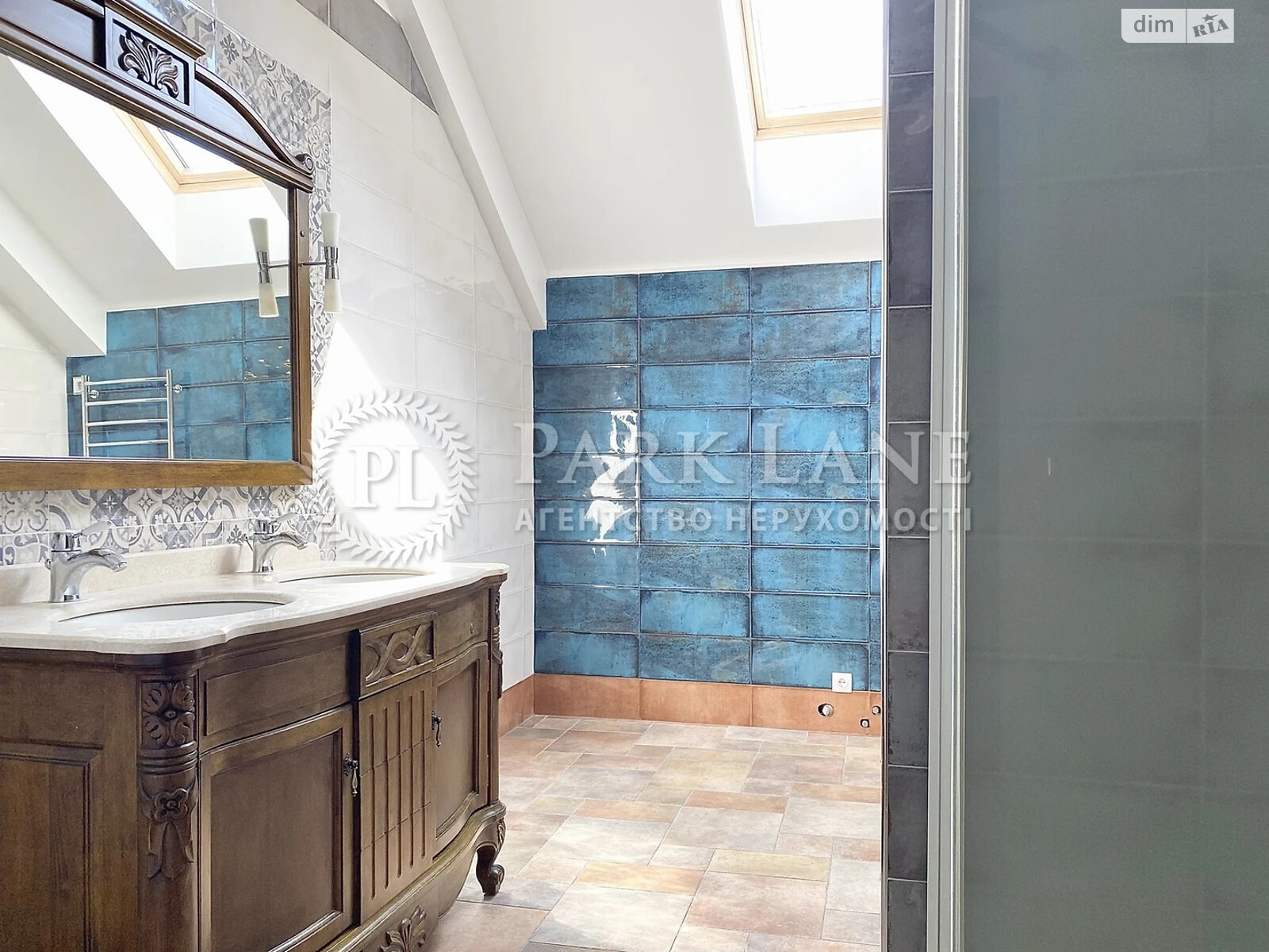 двоповерховий будинок з верандою, 1057.9 кв. м, цегла. Здається помісячно в Козині фото 1