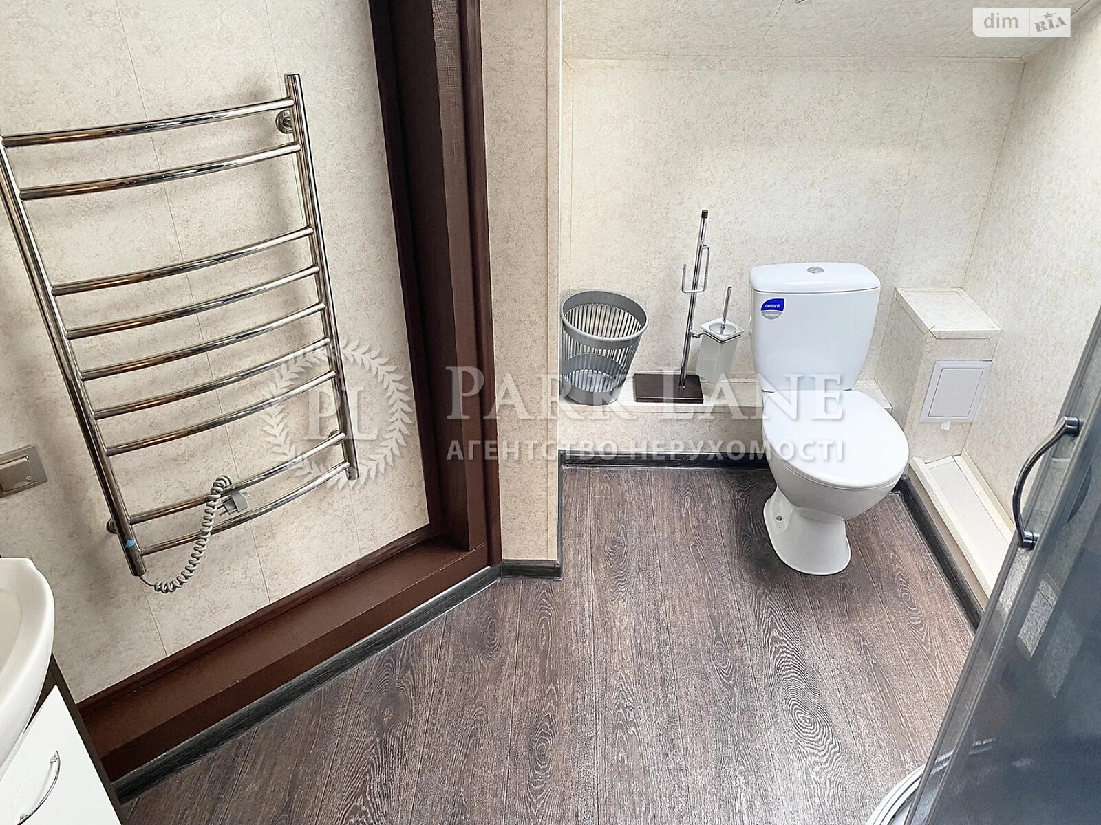 двоповерховий будинок з верандою, 1057.9 кв. м, цегла. Здається помісячно в Козині фото 1