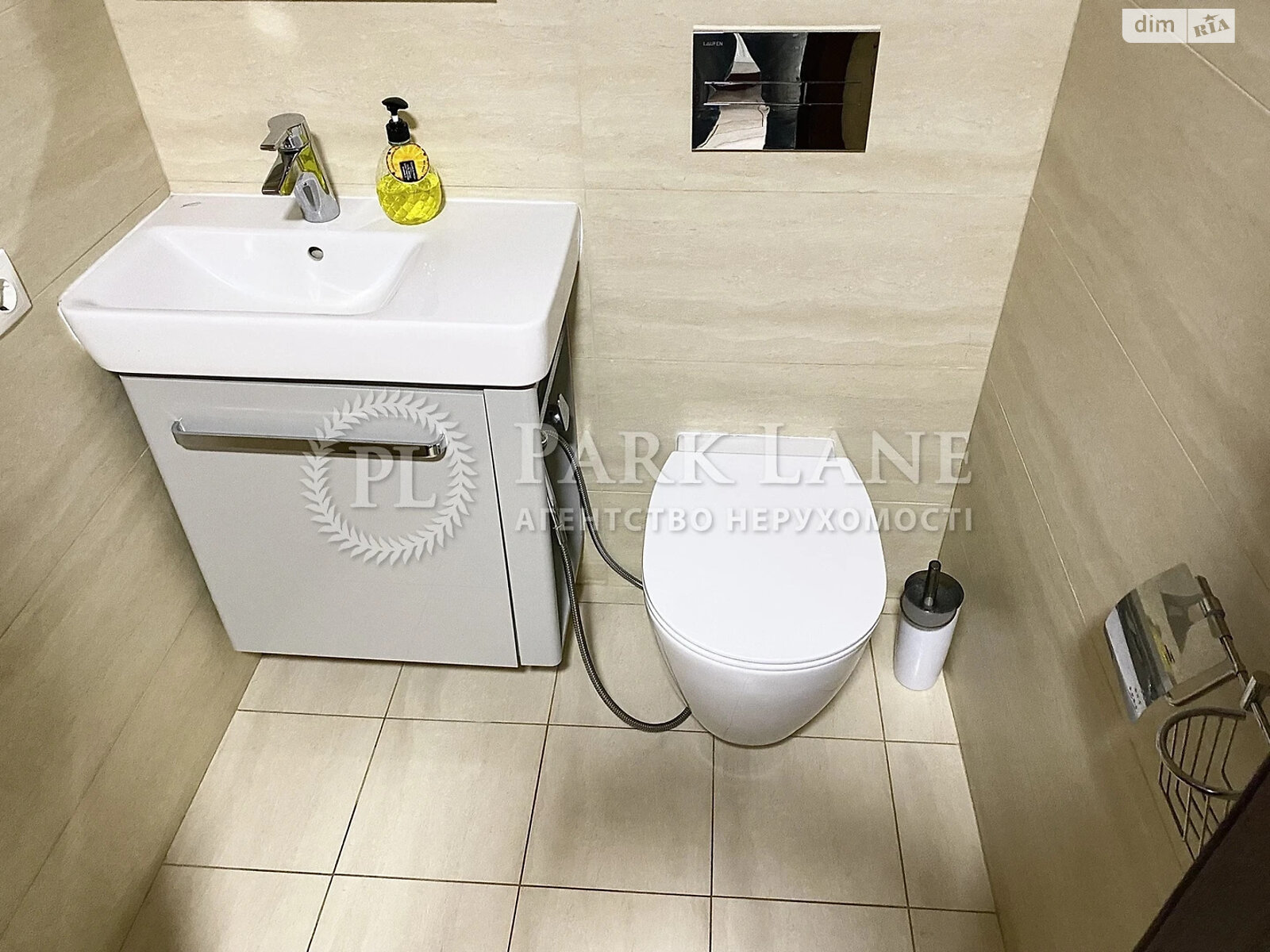 двоповерховий будинок з верандою, 1057.9 кв. м, цегла. Здається помісячно в Козині фото 1