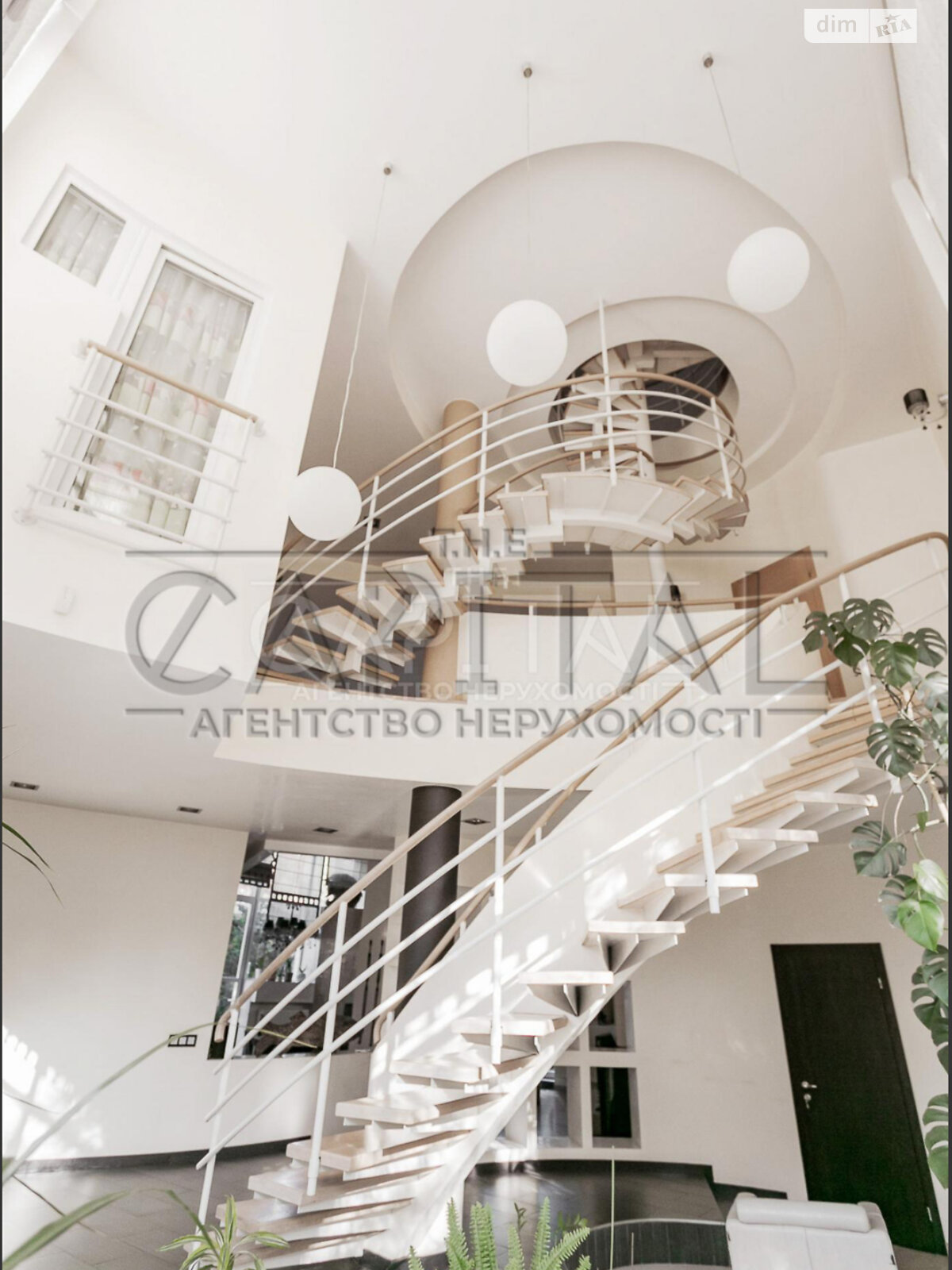 двухэтажный дом беседка, 300 кв. м, кирпич. Сдается помесячно в Козине фото 1