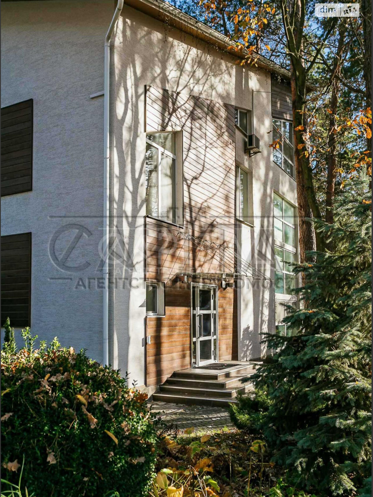 двухэтажный дом беседка, 300 кв. м, кирпич. Сдается помесячно в Козине фото 1