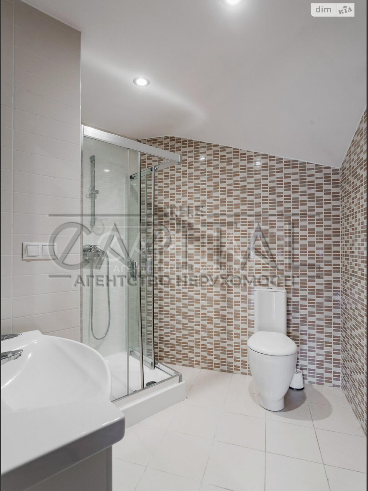 двухэтажный дом беседка, 300 кв. м, кирпич. Сдается помесячно в Козине фото 1