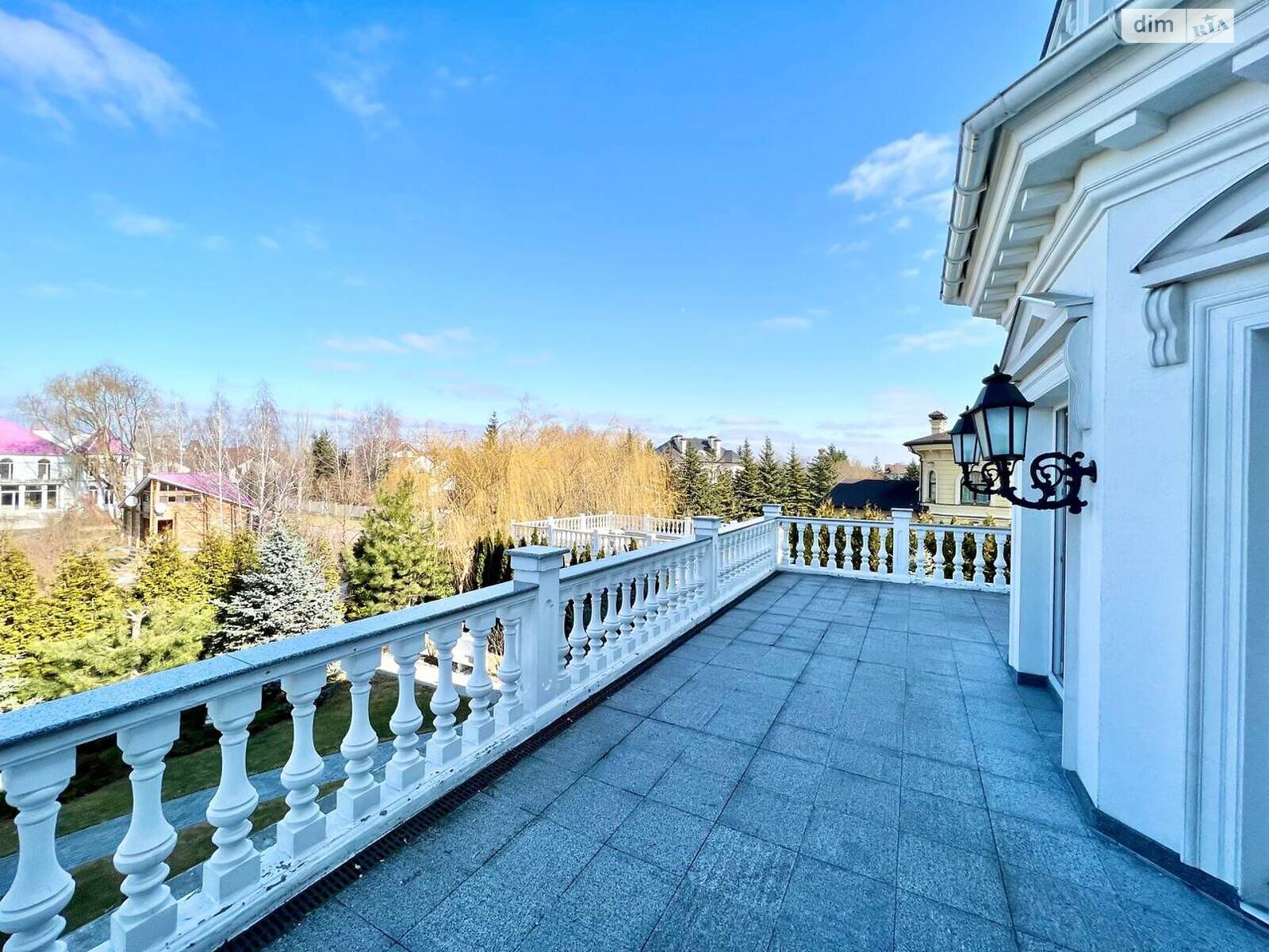 триповерховий будинок, 595 кв. м, кирпич. Здається помісячно в Козині фото 1 триповерховий будинок, 595 кв. м, кирпич. Здається помісячно в Козині фото 1