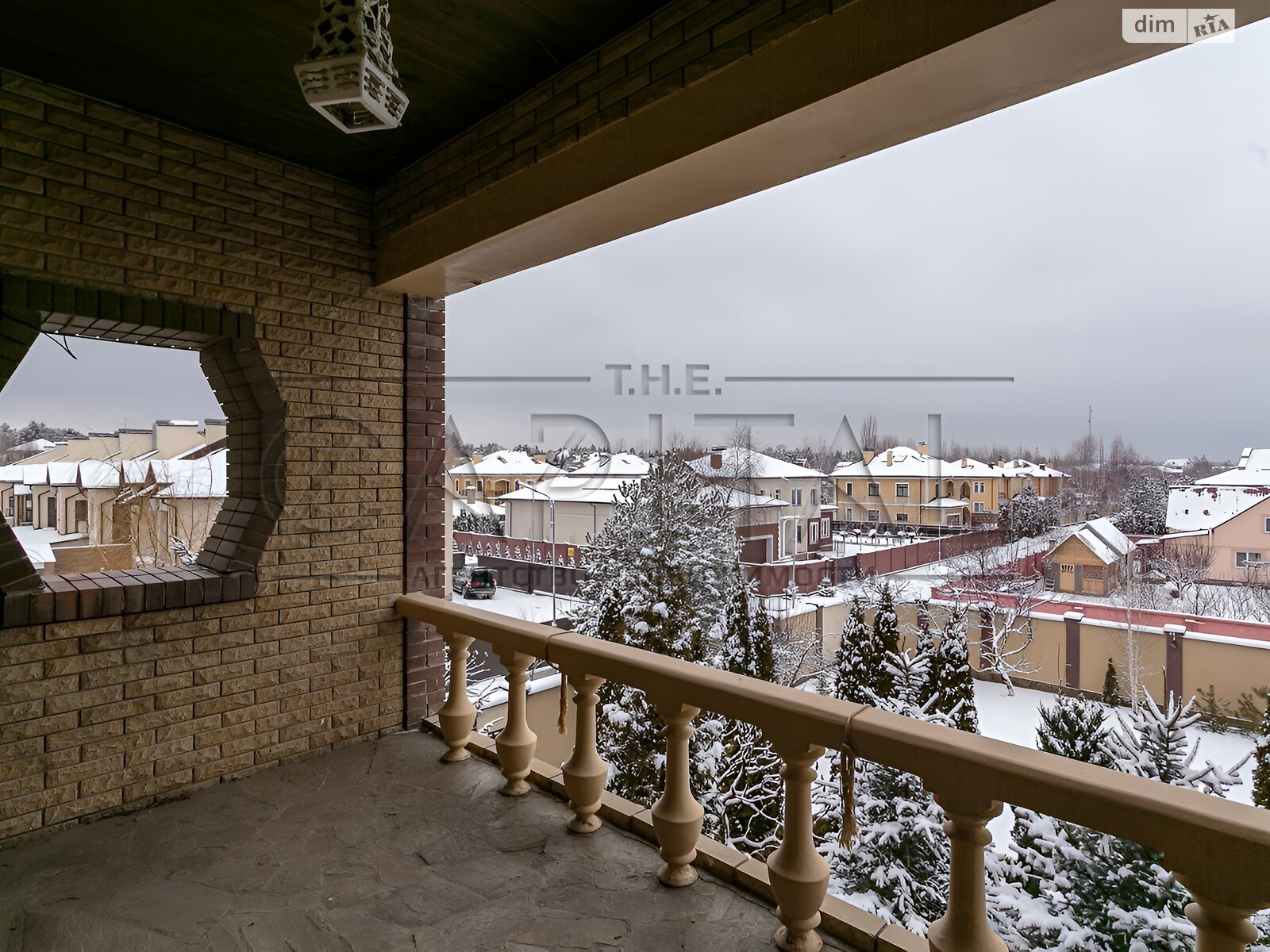 триповерховий будинок з верандою, 600 кв. м, кирпич. Здається помісячно в Козині фото 1 триповерховий будинок з верандою, 600 кв. м, кирпич. Здається помісячно в Козині фото 1