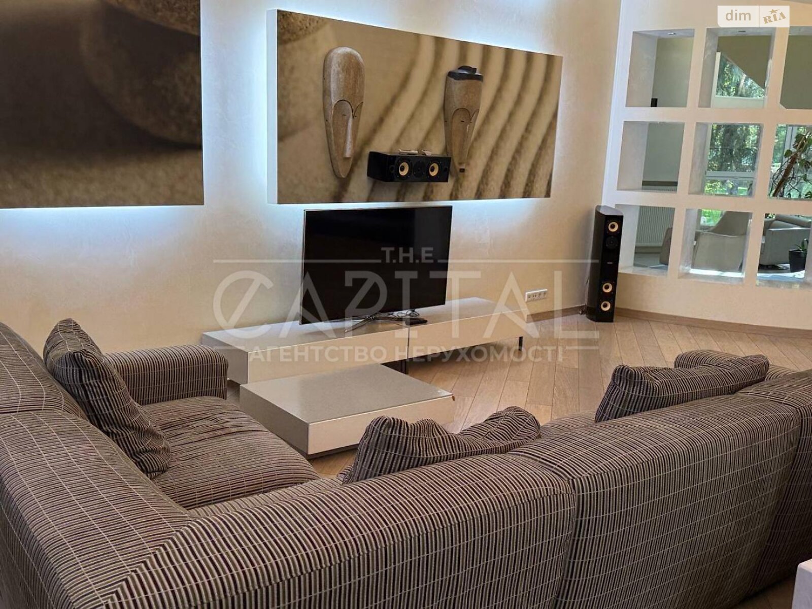 трехэтажный дом, 500 кв. м, кирпич. Сдается помесячно в Козине фото 1 трехэтажный дом, 500 кв. м, кирпич. Сдается помесячно в Козине фото 1