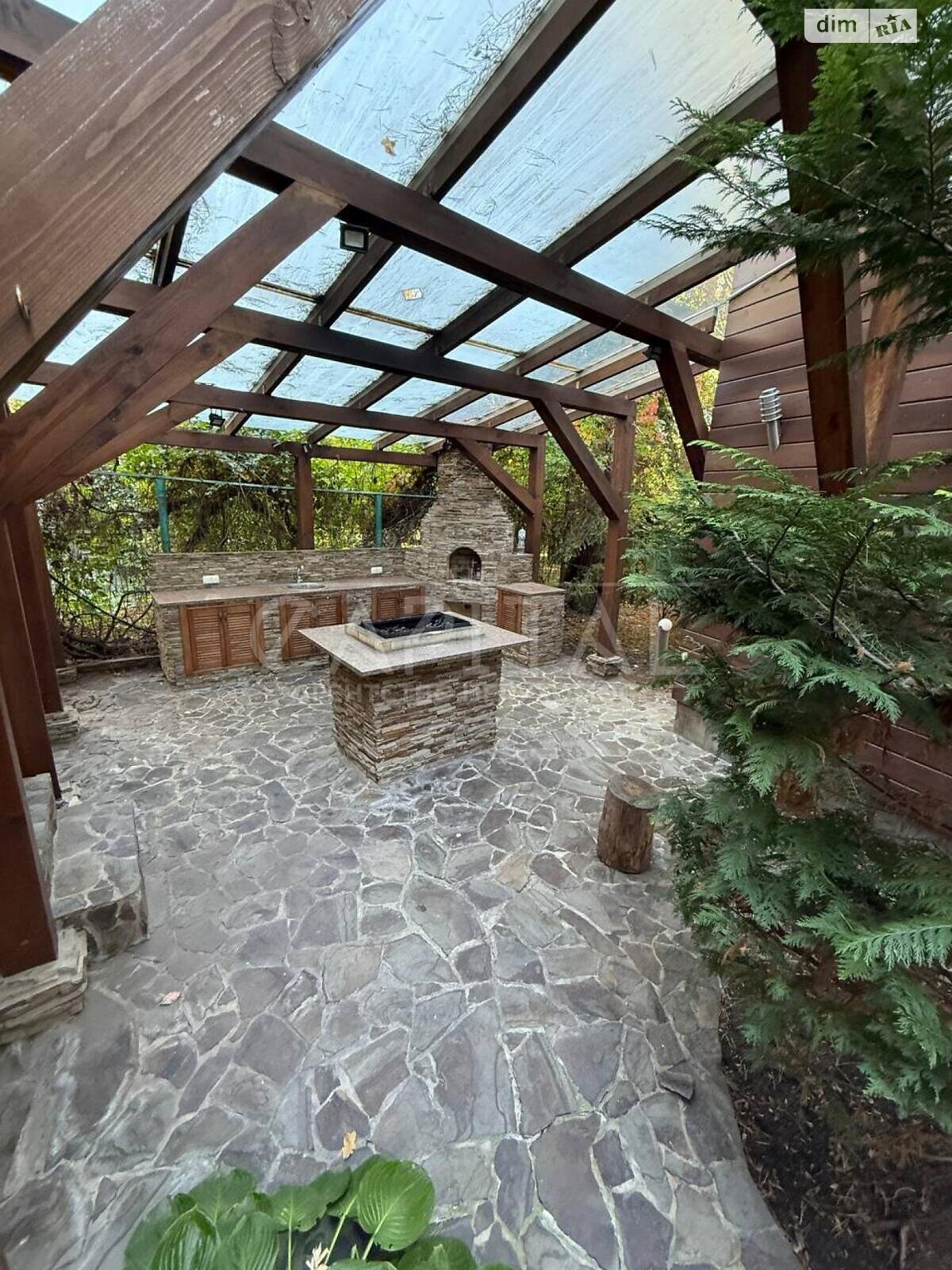 трехэтажный дом, 500 кв. м, кирпич. Сдается помесячно в Козине фото 1 трехэтажный дом, 500 кв. м, кирпич. Сдается помесячно в Козине фото 1