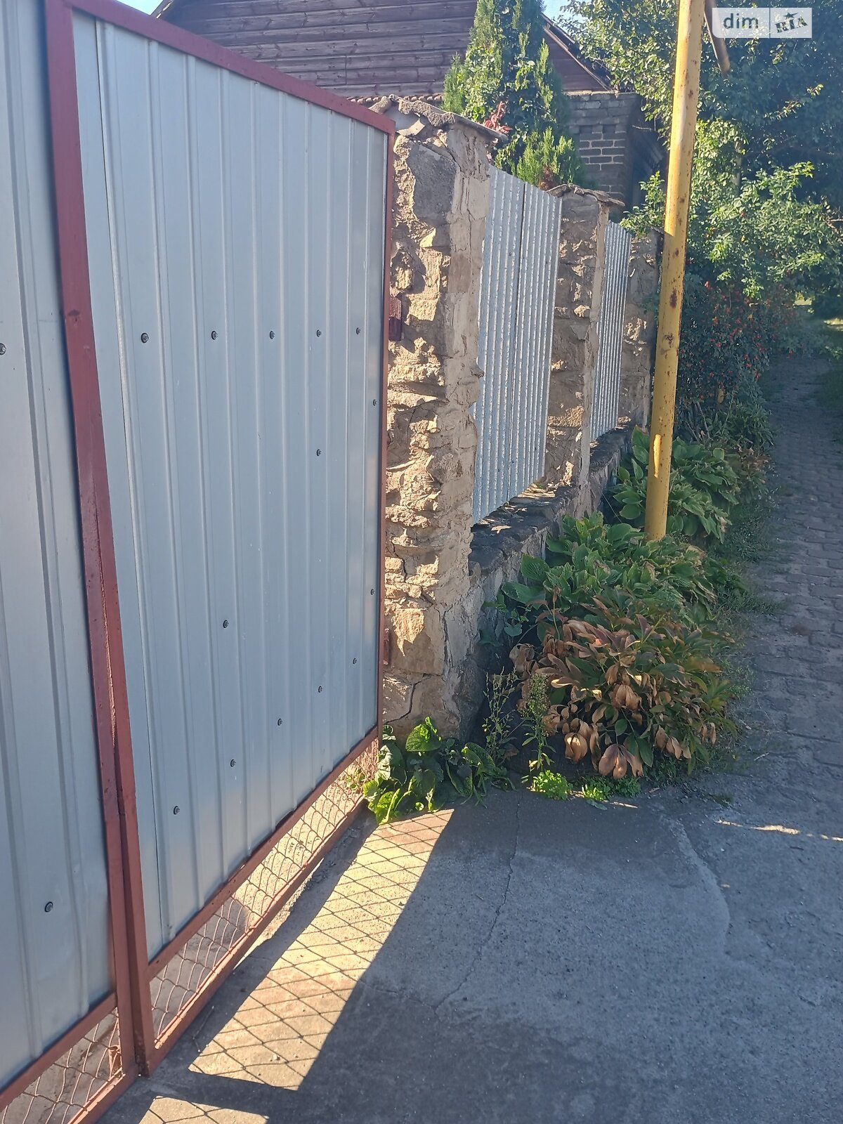 одноэтажный дом, 100 кв. м, кирпич. Сдается помесячно в Красноторке фото 1 одноэтажный дом, 100 кв. м, кирпич. Сдается помесячно в Красноторке фото 1