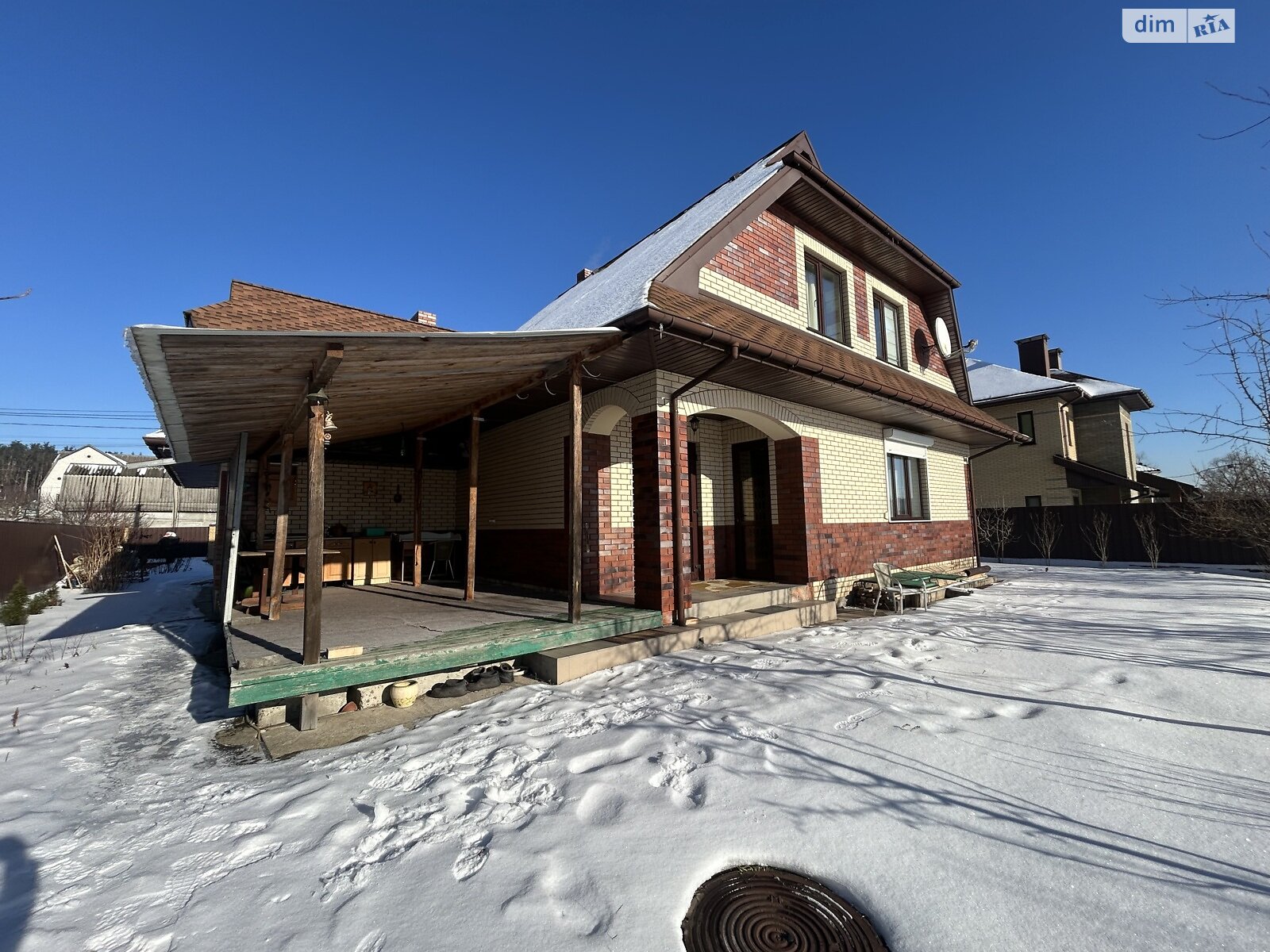 двухэтажный дом, 220 кв. м, кирпич. Сдается помесячно в Кременище фото 1