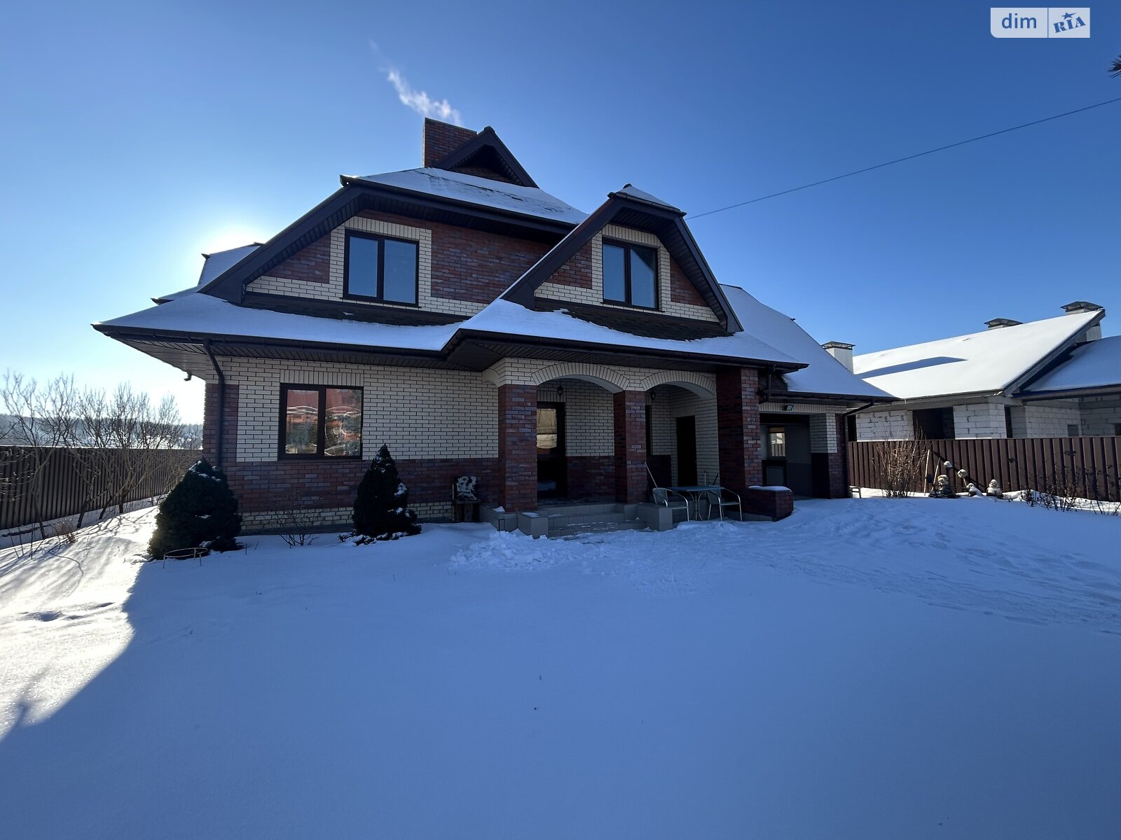 двухэтажный дом, 220 кв. м, кирпич. Сдается помесячно в Кременище фото 1