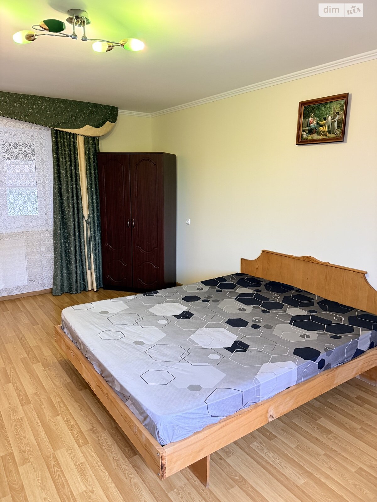 одноэтажный дом, 41 кв. м, кирпич. Сдается помесячно в Кринице фото 1